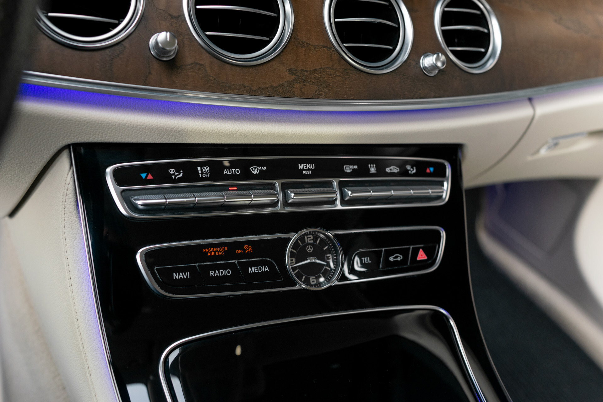 Mercedes-Benz E-Klasse Estate 250 Avantgarde ACC|Standkachel|Comand|360|Burmester|Mem|Exclusive|Volledige historie Foto 27