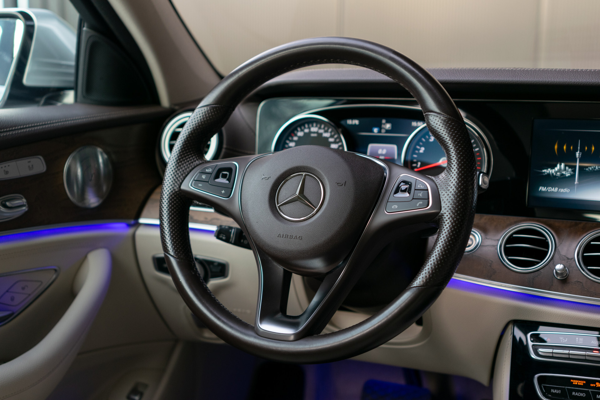 Mercedes-Benz E-Klasse Estate 250 Avantgarde ACC|Standkachel|Comand|360|Burmester|Mem|Exclusive|Volledige historie Foto 31