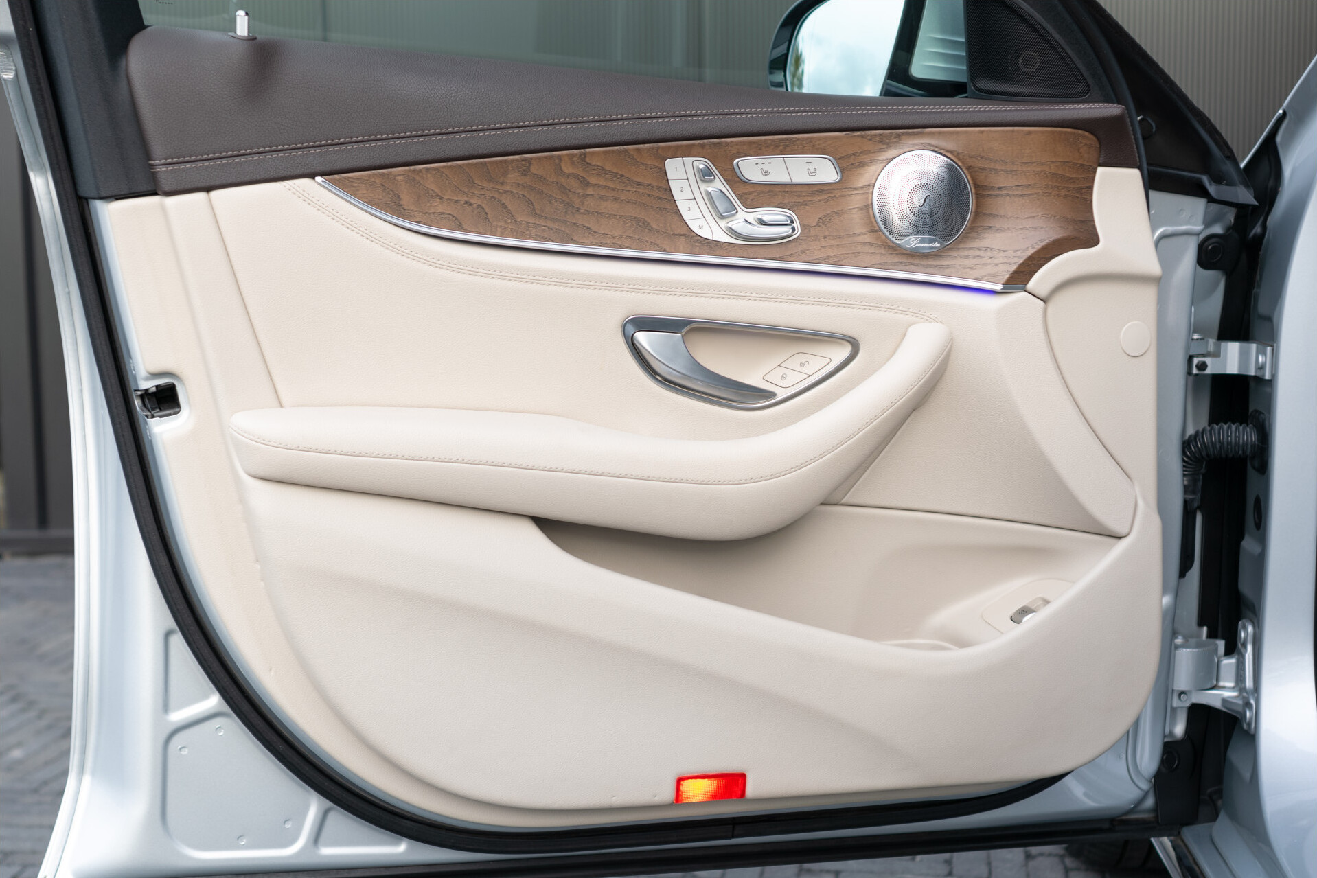 Mercedes-Benz E-Klasse Estate 250 Avantgarde ACC|Standkachel|Comand|360|Burmester|Mem|Exclusive|Volledige historie Foto 9