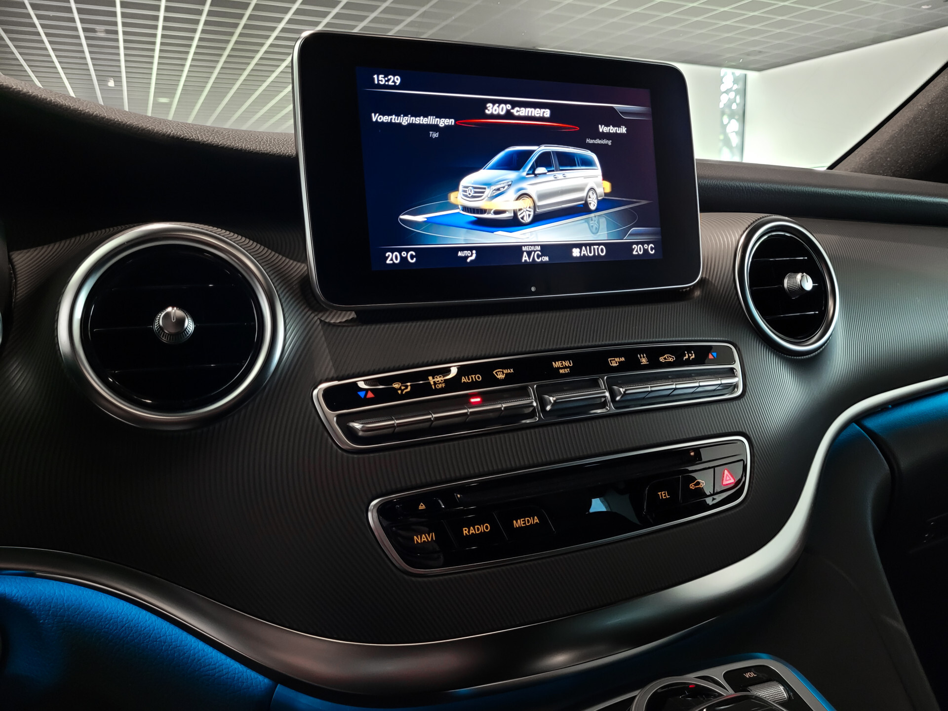 Mercedes-Benz V-Klasse 250d 4-MATIC Lang Avantgarde Edition 8-Persoons|Burmester|360-camera|19"| Active Cruise|Stoelventilatie Foto 20