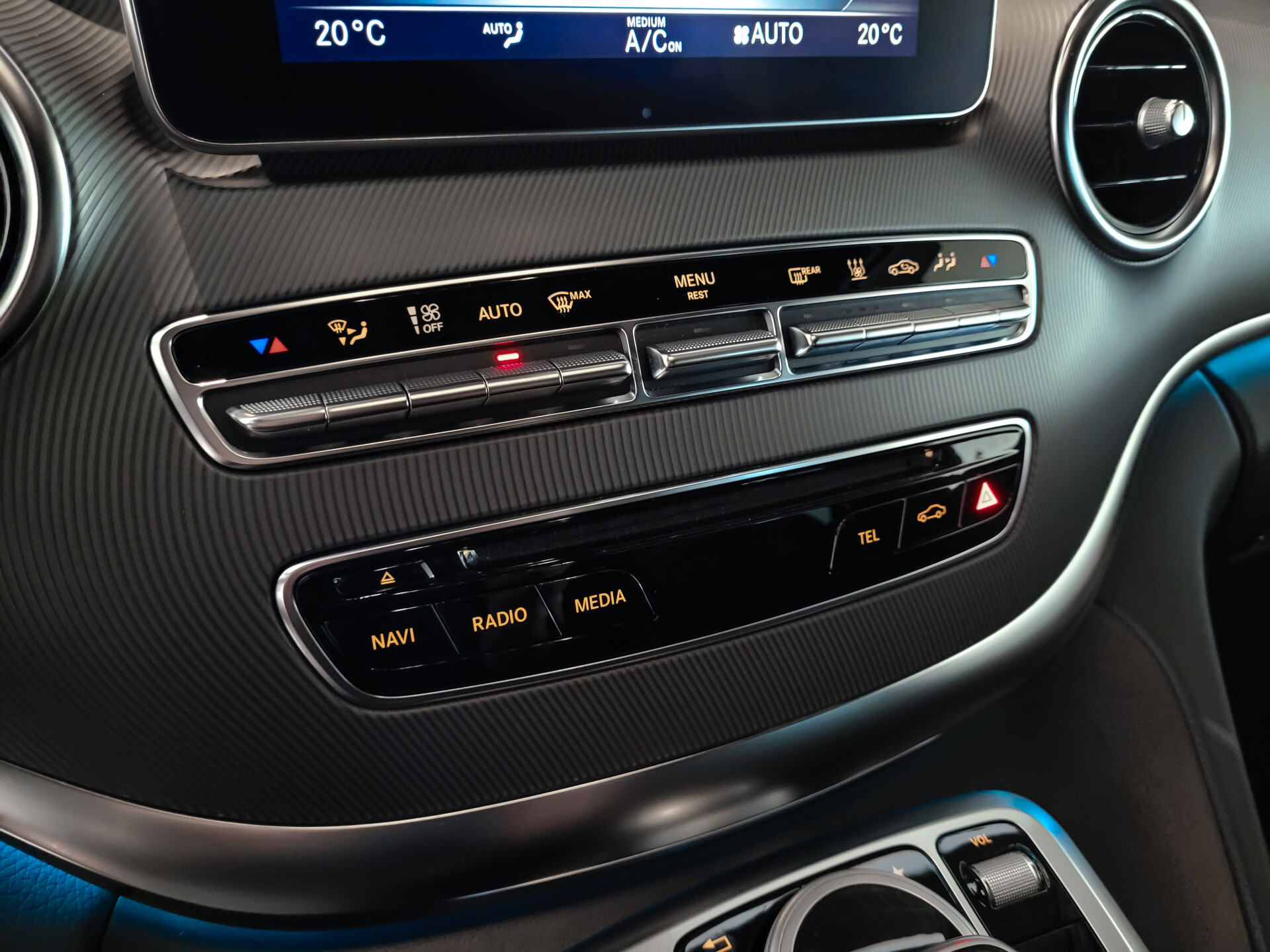 Mercedes-Benz V-Klasse 250d 4-MATIC Lang Avantgarde Edition 8-Persoons|Burmester|360-camera|19"| Active Cruise|Stoelventilatie Foto 21