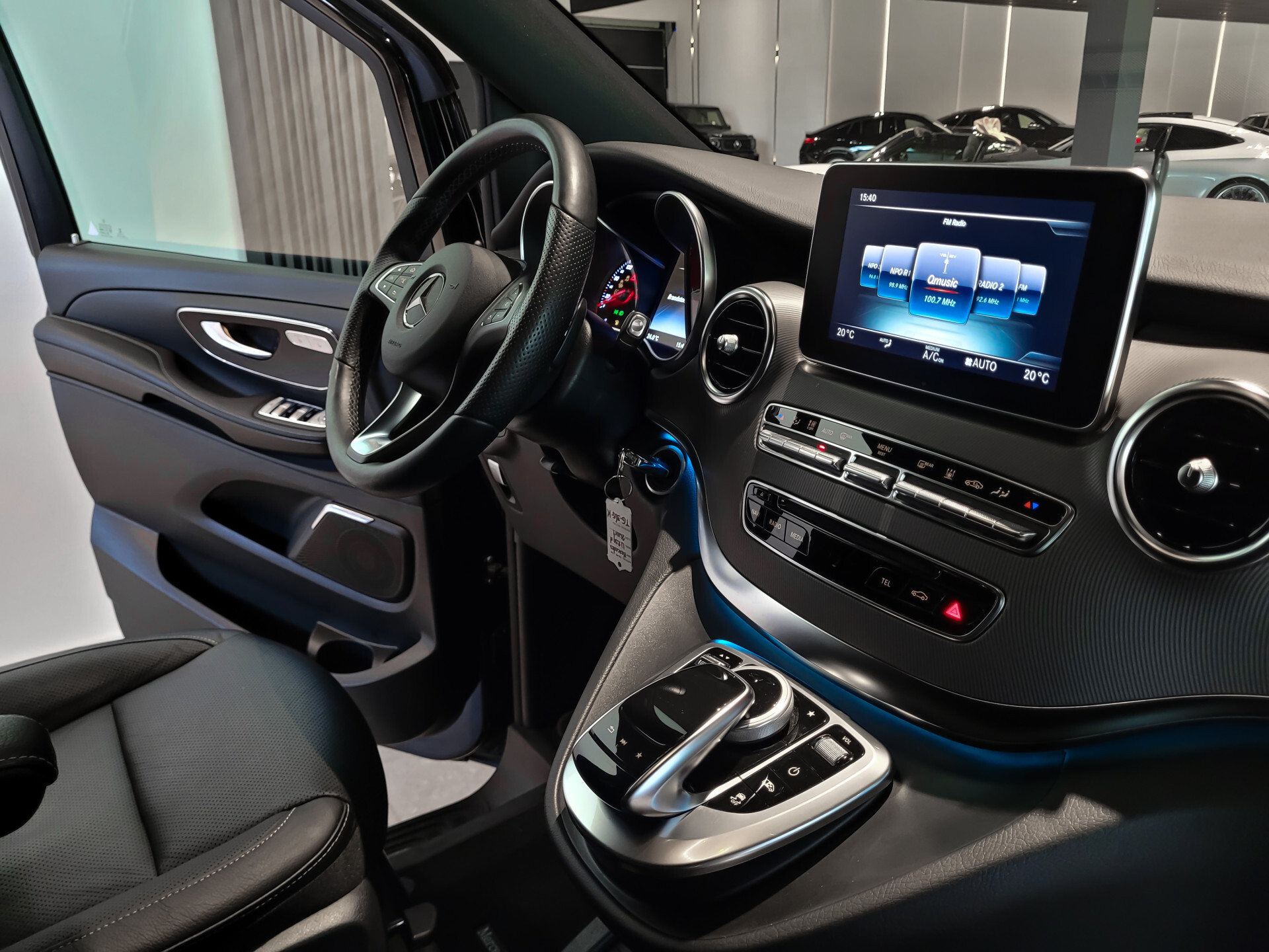 Mercedes-Benz V-Klasse 250d 4-MATIC Lang Avantgarde Edition 8-Persoons|Burmester|360-camera|19"| Active Cruise|Stoelventilatie Foto 29