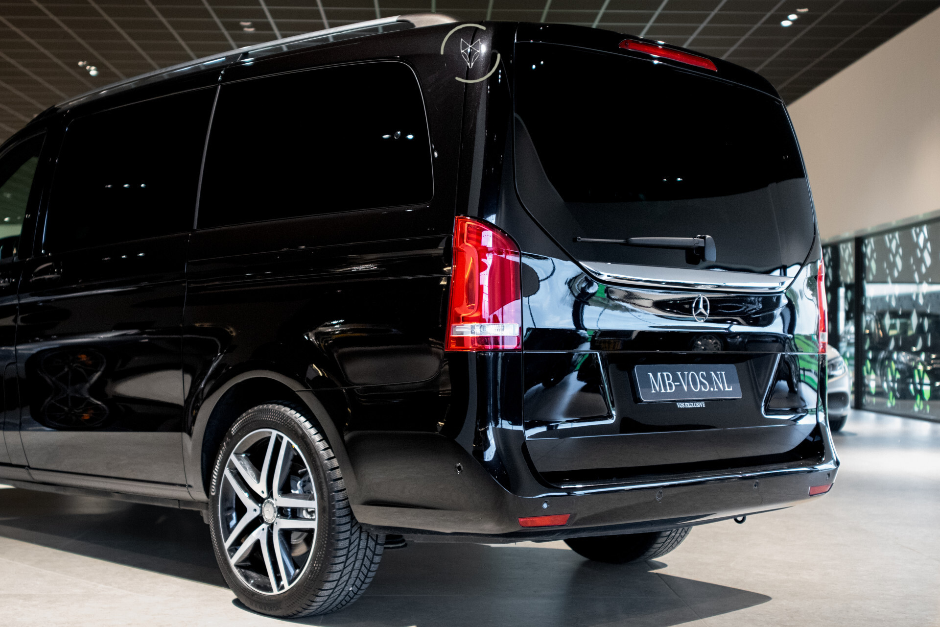 Mercedes-Benz V-Klasse 250d 4-M Lang Avantgarde Edition 8-Persoons | Distronic ACC | Standkachel | Burmester | 360 | Stoelkoeling | 19" Foto 37