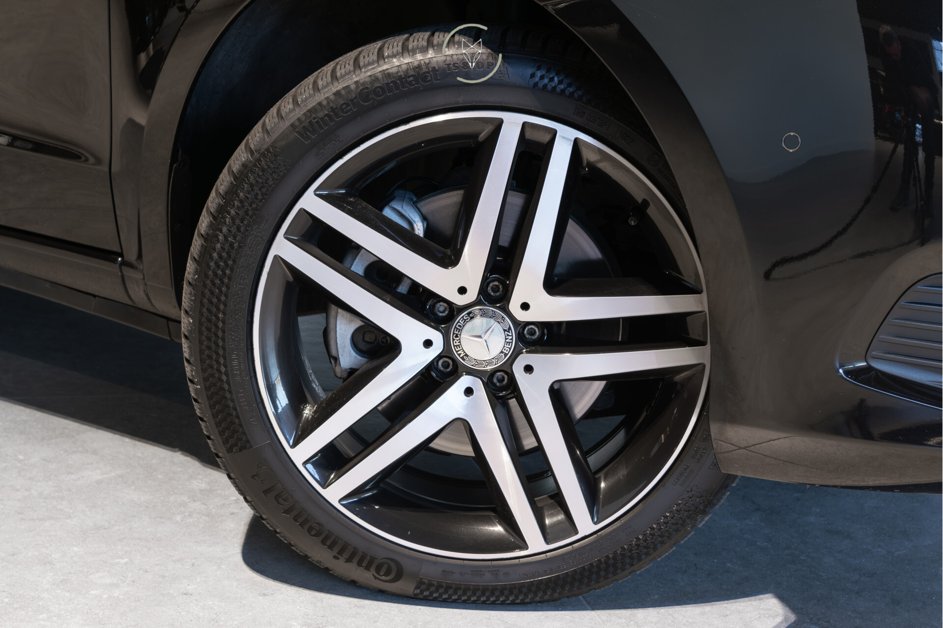 Mercedes-Benz V-Klasse 250d 4-M Lang Avantgarde Edition 8-Persoons | Distronic ACC | Standkachel | Burmester | 360 | Stoelkoeling | 19" Foto 38