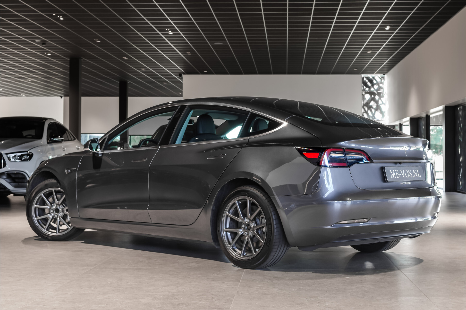 Tesla Model 3 Standard RWD Plus 60 kWh Pano|Leder|18"lmv|NL auto Foto 2