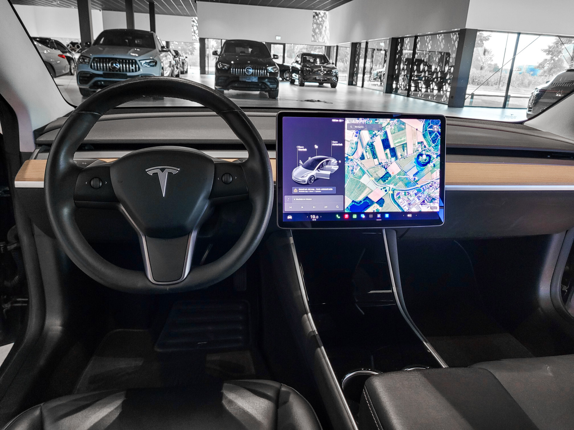 Tesla Model 3 Standard RWD Plus 60 kWh Pano|Leder|18"lmv|NL auto Foto 24