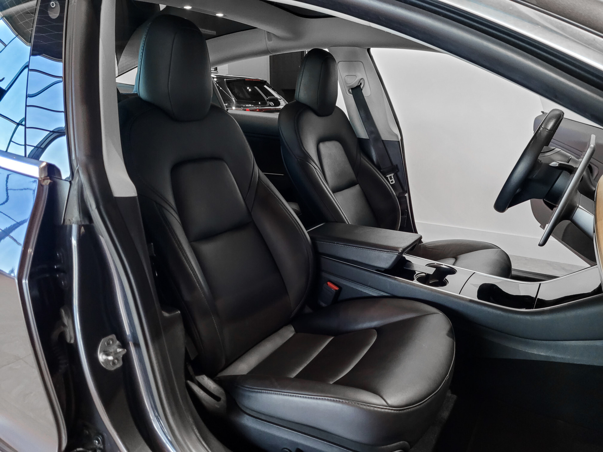 Tesla Model 3 Standard RWD Plus 60 kWh Pano|Leder|18"lmv|NL auto Foto 6