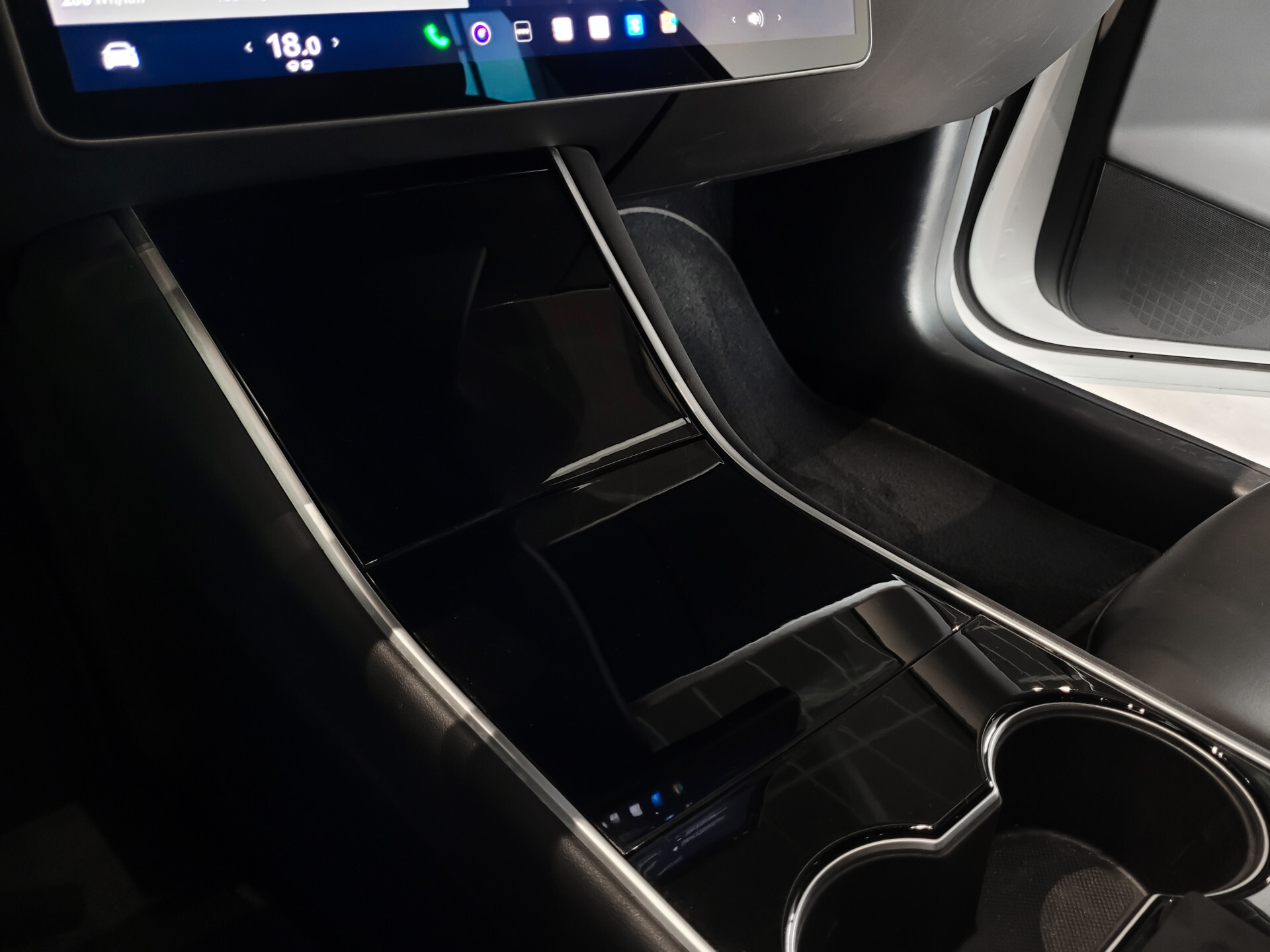 Tesla Model 3 Standard RWD Plus 60 kWh Pano|Leder|Autopilot|NL auto Foto 18