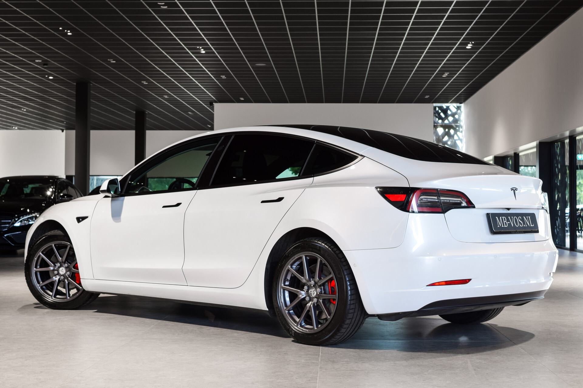 Tesla Model 3 Standard RWD Plus 60 kWh Pano|Leder|Autopilot|NL auto Foto 2