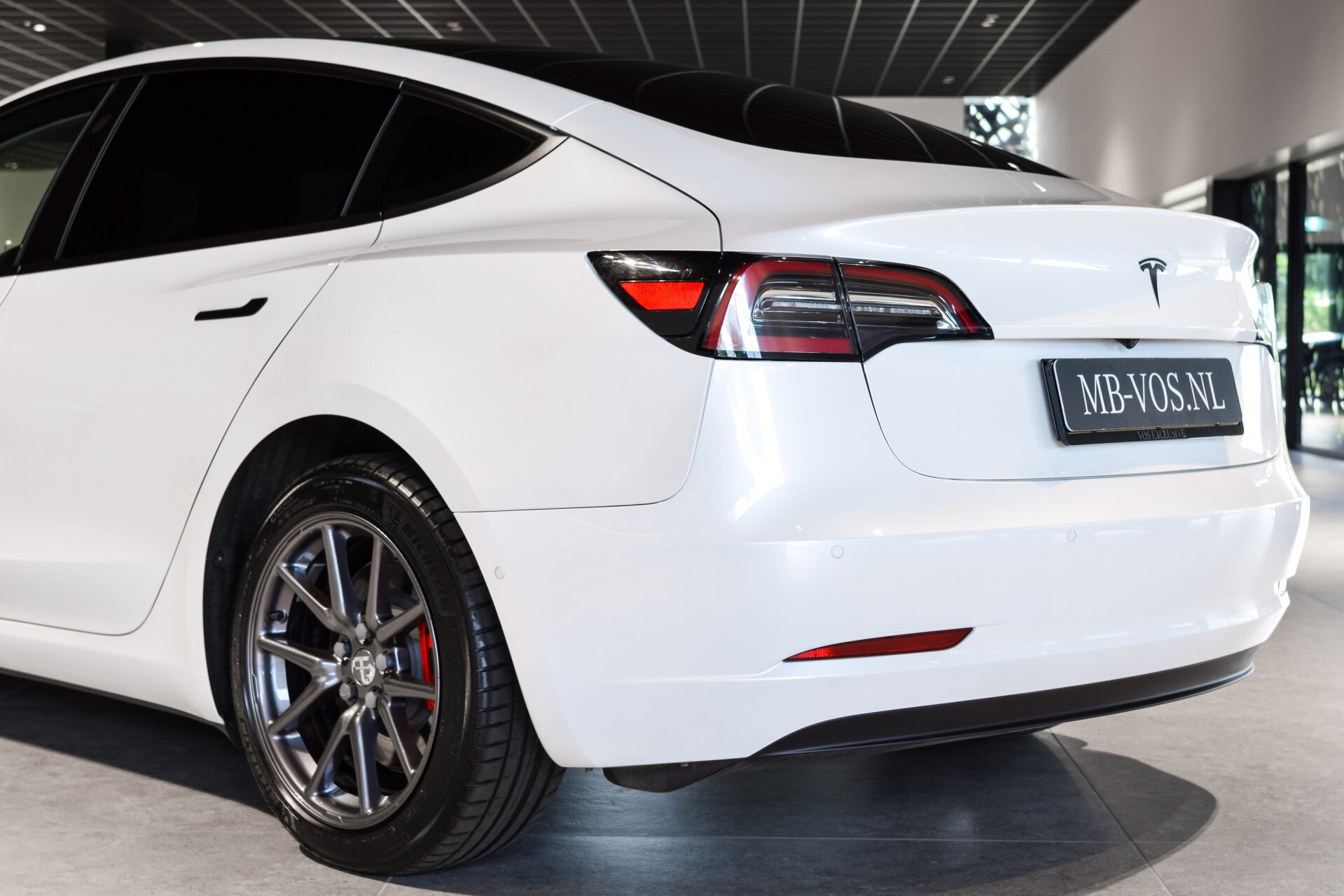 Tesla Model 3 Standard RWD Plus 60 kWh Pano|Leder|Autopilot|NL auto Foto 28
