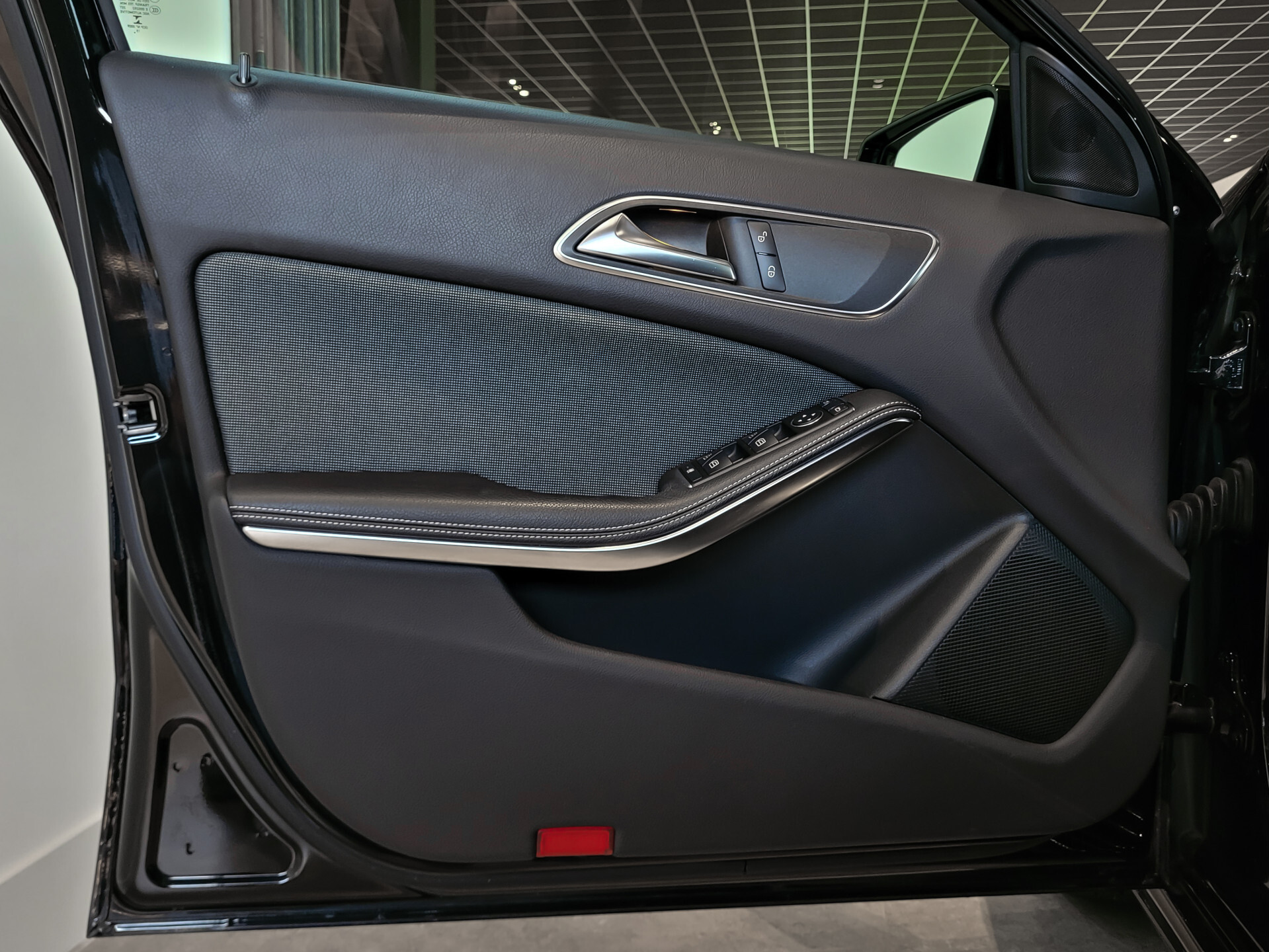 Mercedes-Benz A-Klasse 180 Cdi Xenon|Navi|PTS|NL Auto|NAP|New service Foto 8