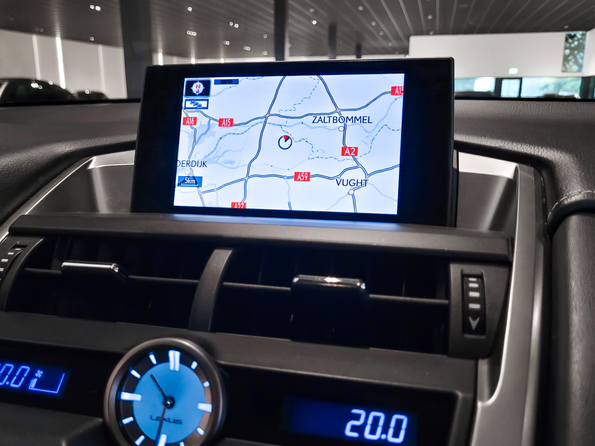 Lexus NX 300h AWD Business Line Dealer onderhouden|Mercury Grey|LED|Camera|Parkeersensoren Foto 11
