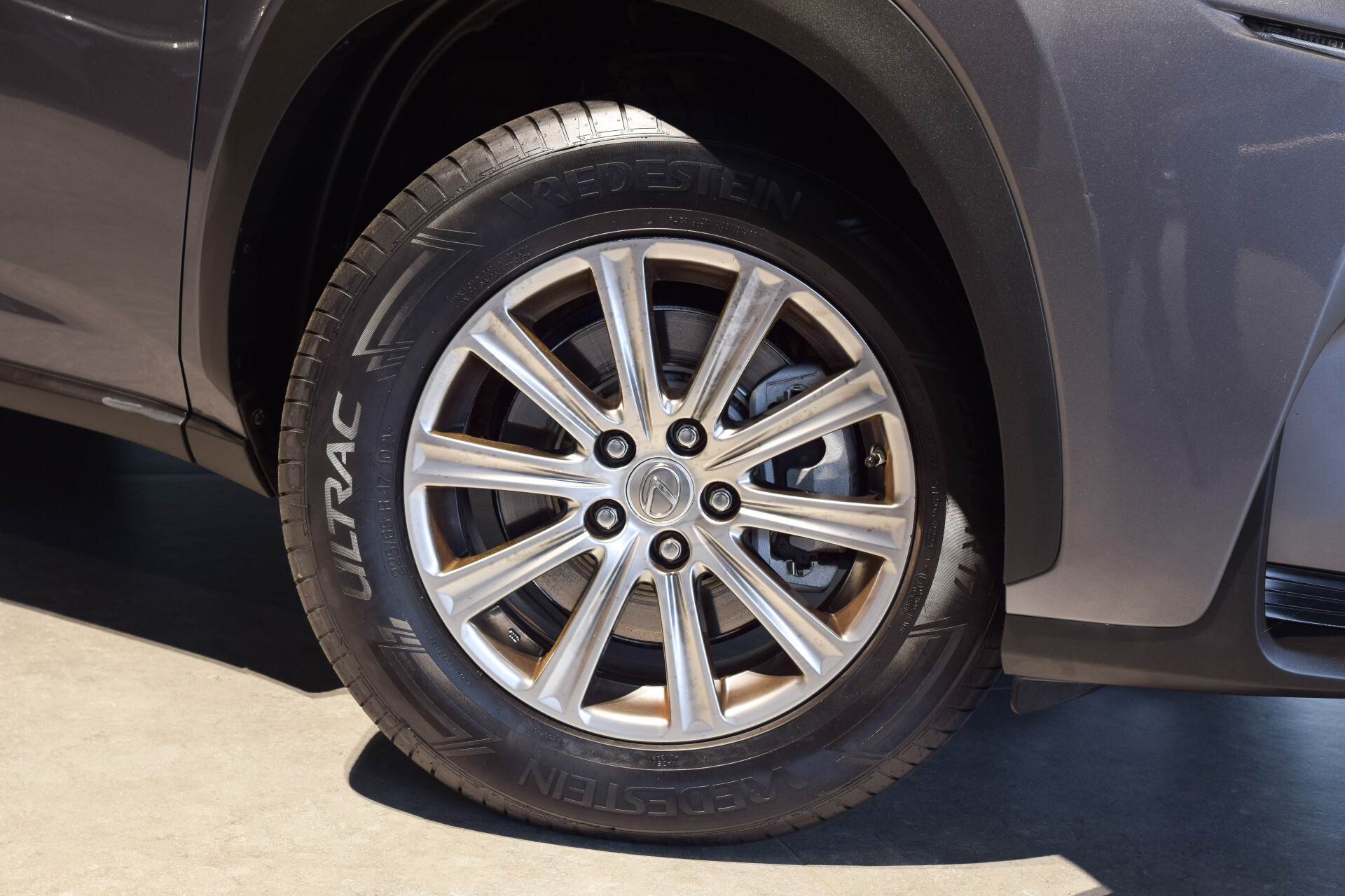 Lexus NX 300h AWD Business Line Dealer onderhouden|Mercury Grey|LED|Camera|Parkeersensoren Foto 37