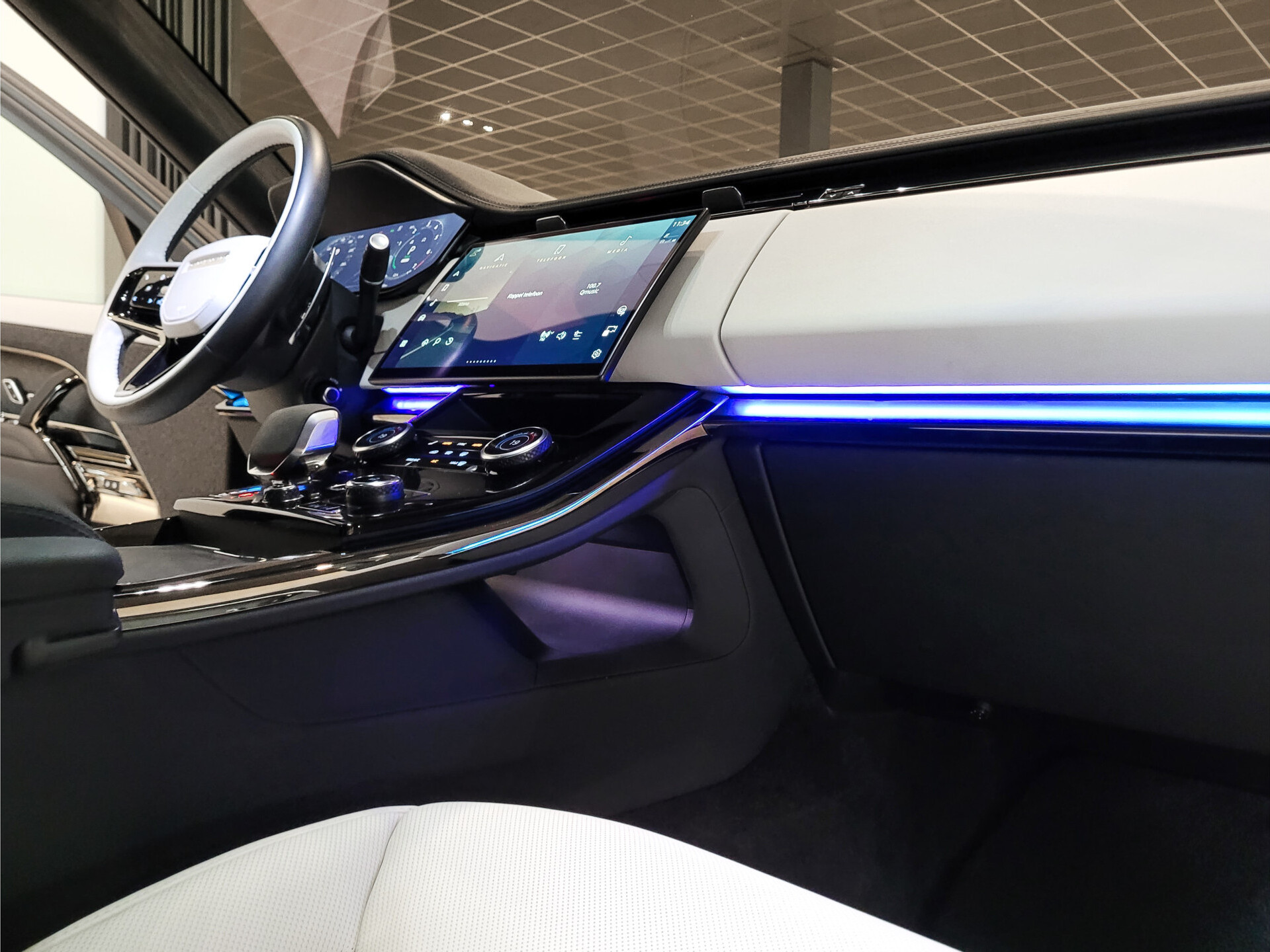 Land Rover Range Rover Sport 3.0 P510e First Edition Light Cloud leder|Forced Carbon|Massage|23"|Trekhaak|BTW Foto 39