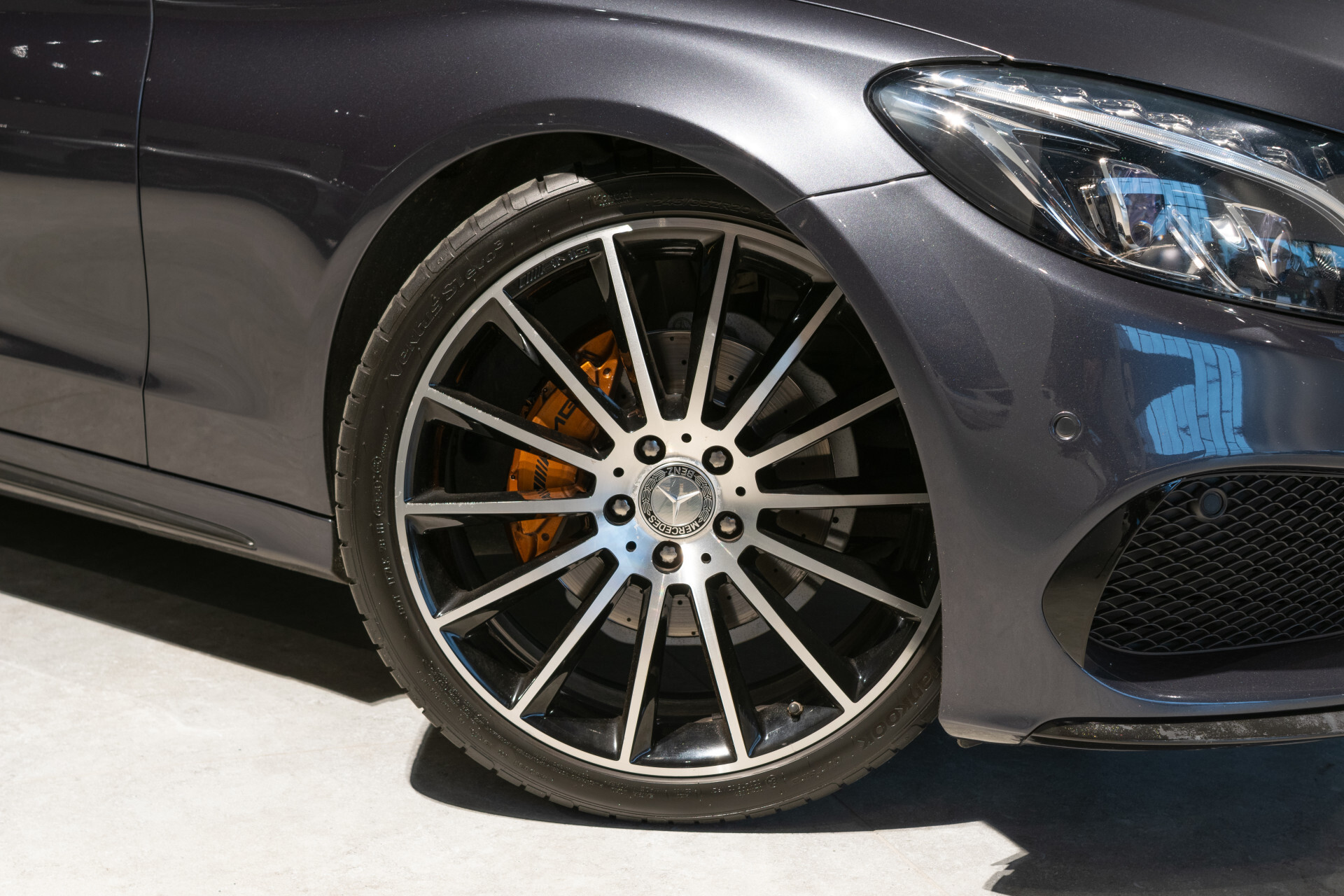 Mercedes-Benz C-Klasse 200 AMG Leder|Carbon|Burmester|20"|ILS|Comand|Sfeerverlichting|Memory|Volledige historie Foto 36