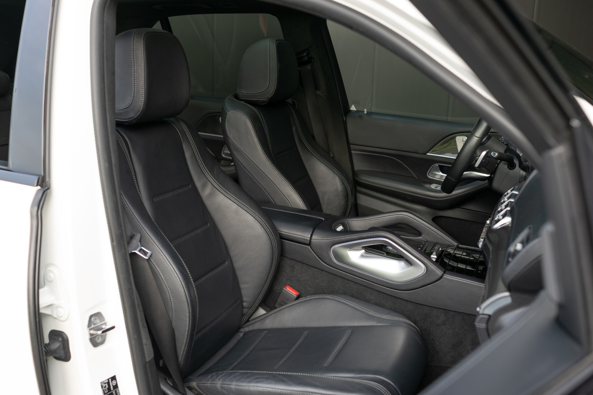 Mercedes-Benz GLE 450 4-M AMG Luchtvering|Carbon|Nappa|ACC|HUD|Keyless|Softclose|Trekhaak|Manufaktur|Mem|22" Foto 6