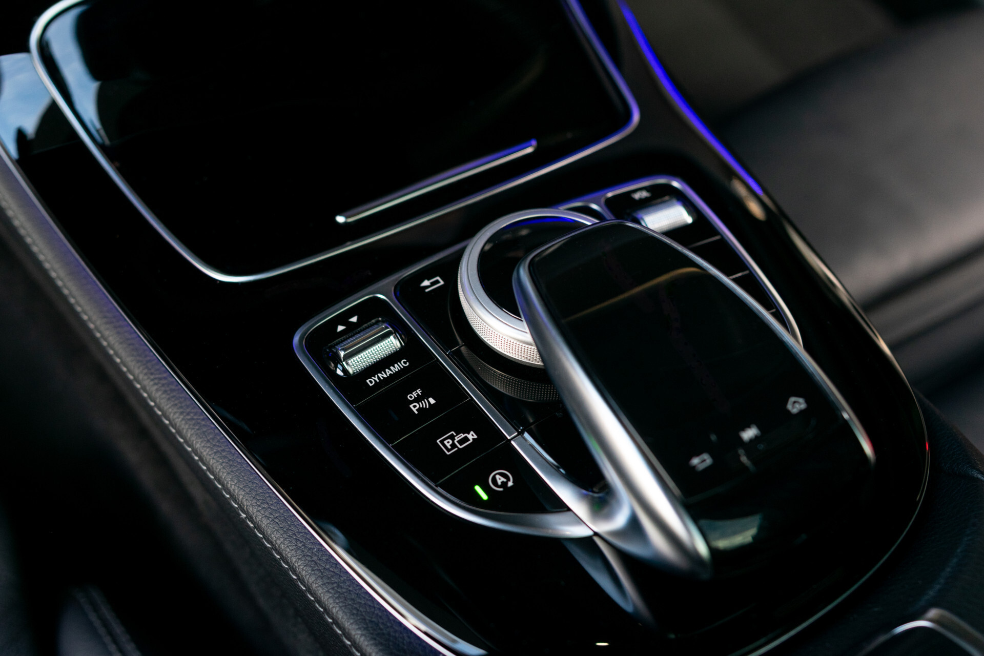 Mercedes-Benz E-Klasse Coupé 400 4-M AMG Night|ACC|Keyless|Soflclose|Mem|Panorama|Ambient|MULTIBEAM|20"|New Service Foto 29