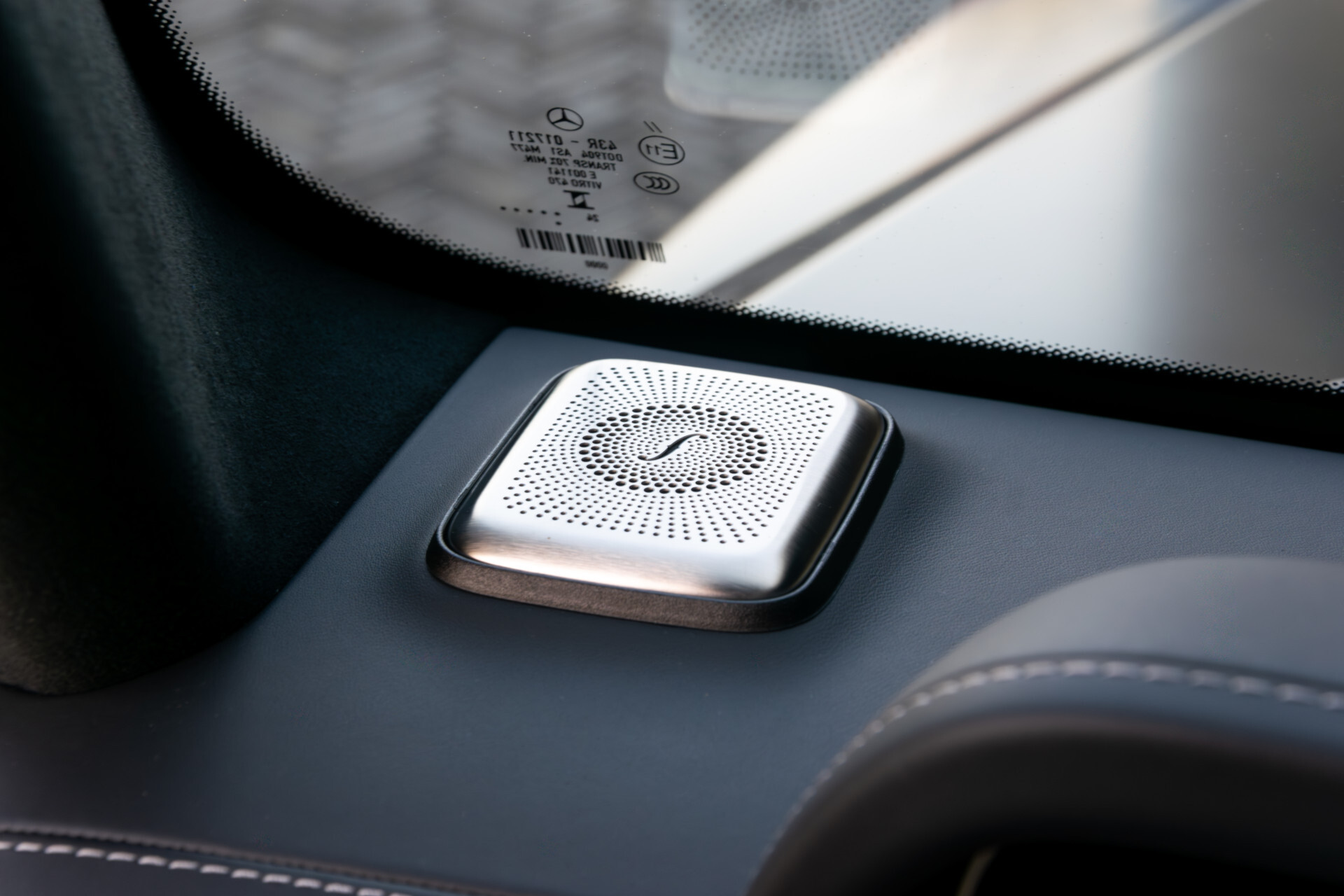 Mercedes-Benz G-Klasse AMG 63 Facelift Manufaktur|AMG Active Ride Control|Carbon|SUPERIOR|Night|Standkachel|Massage|ACC Foto 17