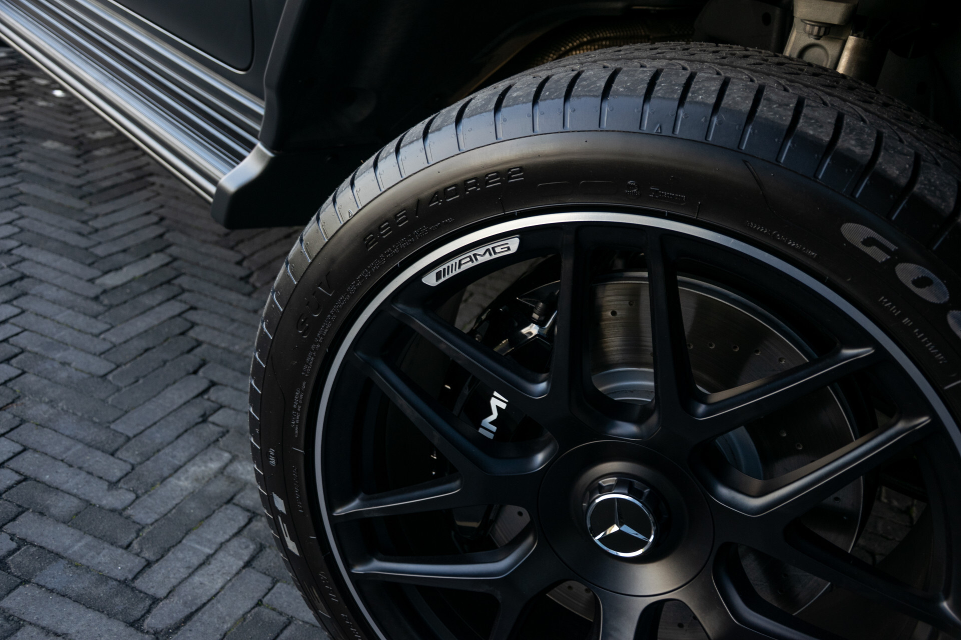 Mercedes-Benz G-Klasse AMG 63 Facelift Manufaktur|AMG Active Ride Control|Carbon|SUPERIOR|Night|Standkachel|Massage|ACC Foto 26