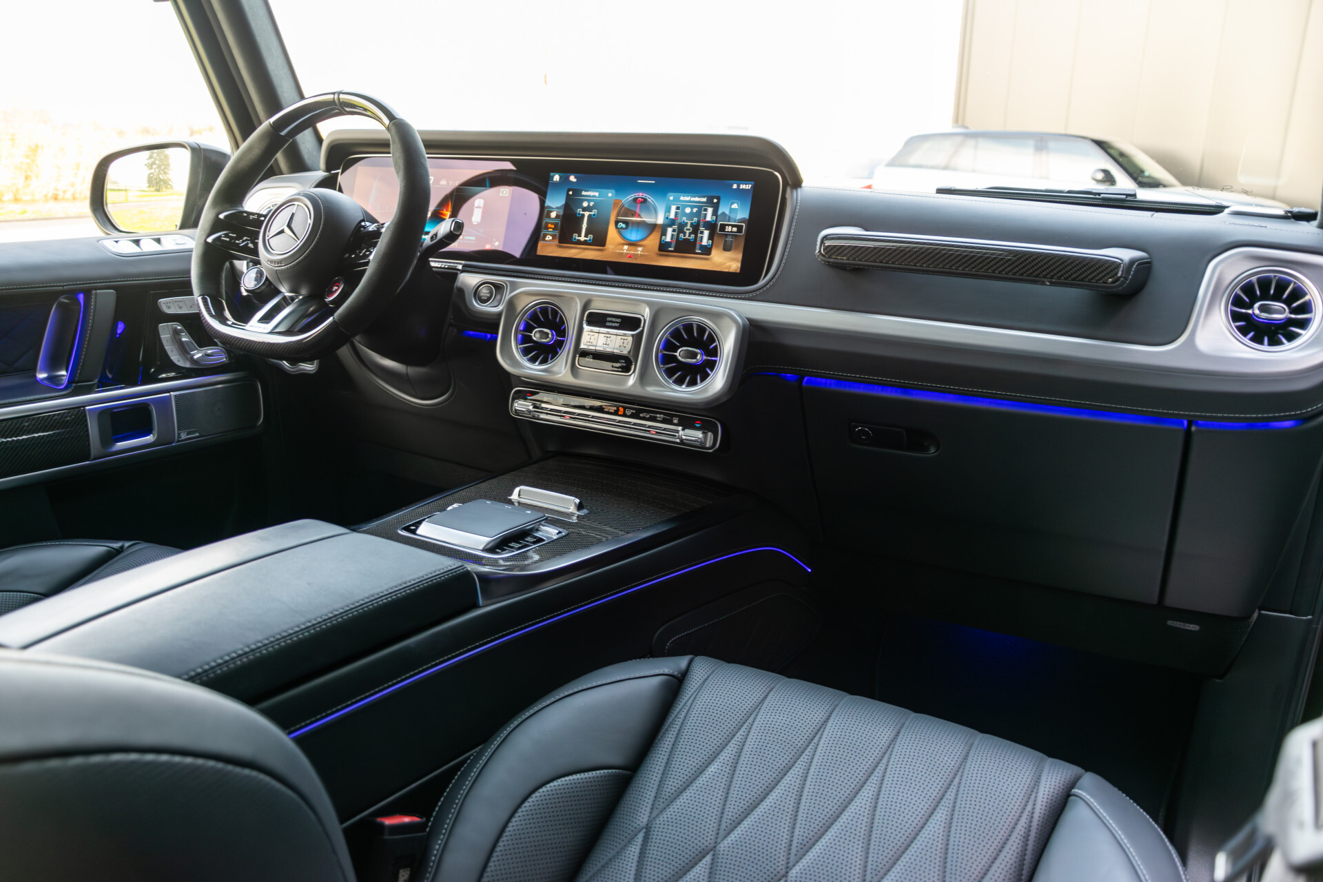 Mercedes-Benz G-Klasse AMG 63 Facelift Manufaktur|AMG Active Ride Control|Carbon|SUPERIOR|Night|Standkachel|Massage|ACC Foto 35