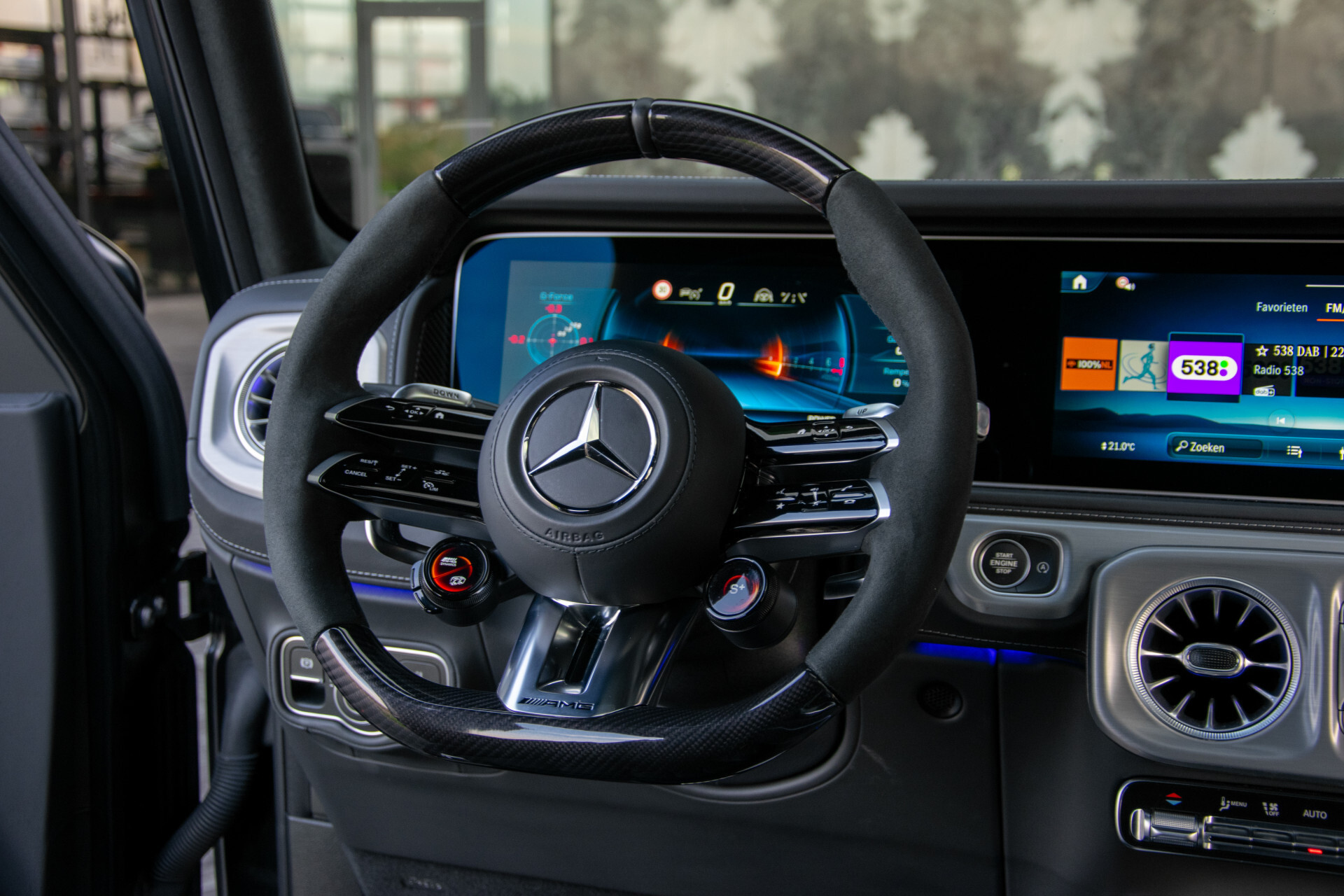 Mercedes-Benz G-Klasse AMG 63 Facelift Manufaktur|AMG Active Ride Control|Carbon|SUPERIOR|Night|Standkachel|Massage|ACC Foto 46