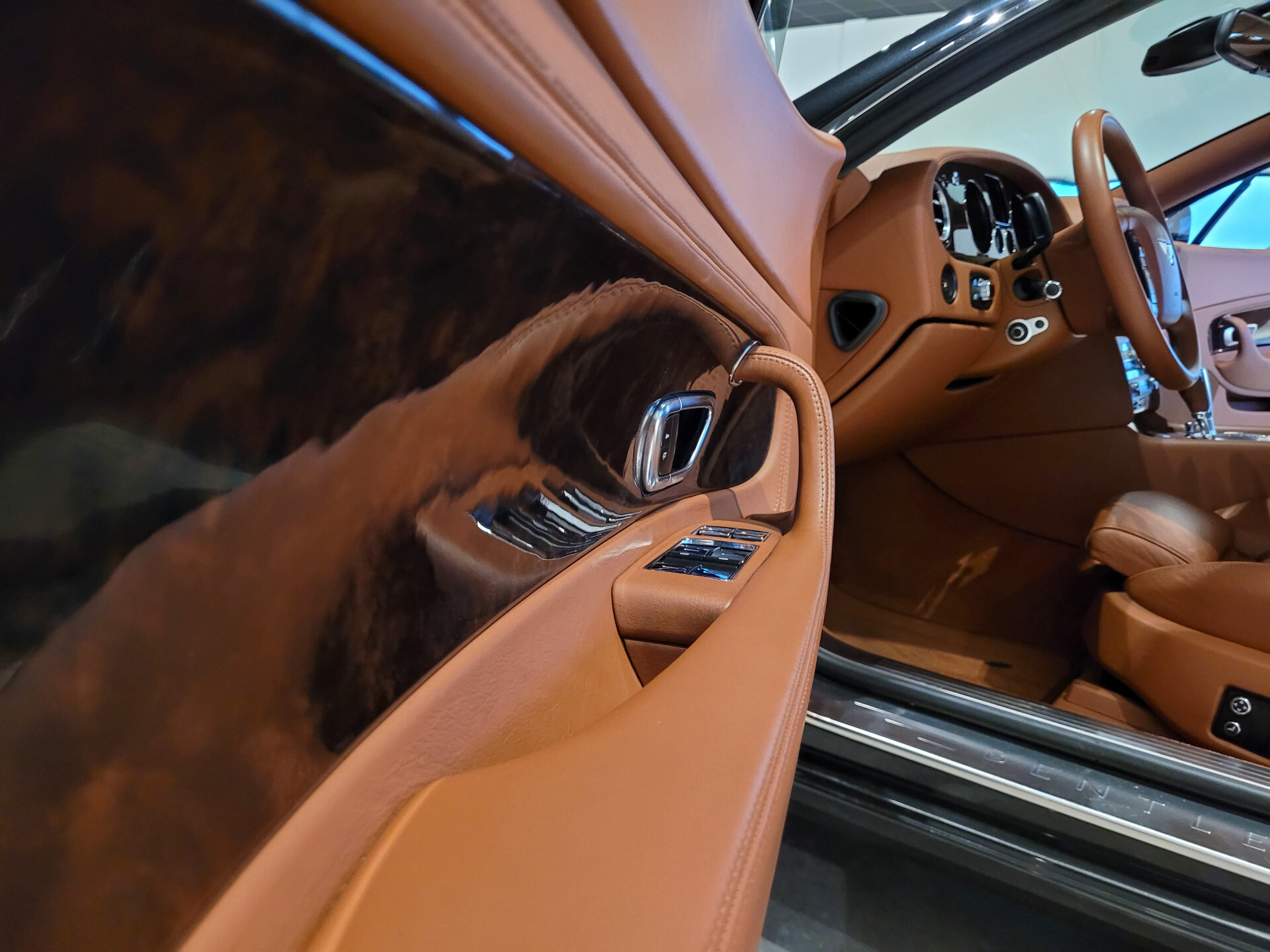 Bentley Continental GT 6.0 W12 Mulliner|Diamond Black|21 inch. velgen|Massage|Incl. BTW Foto 10