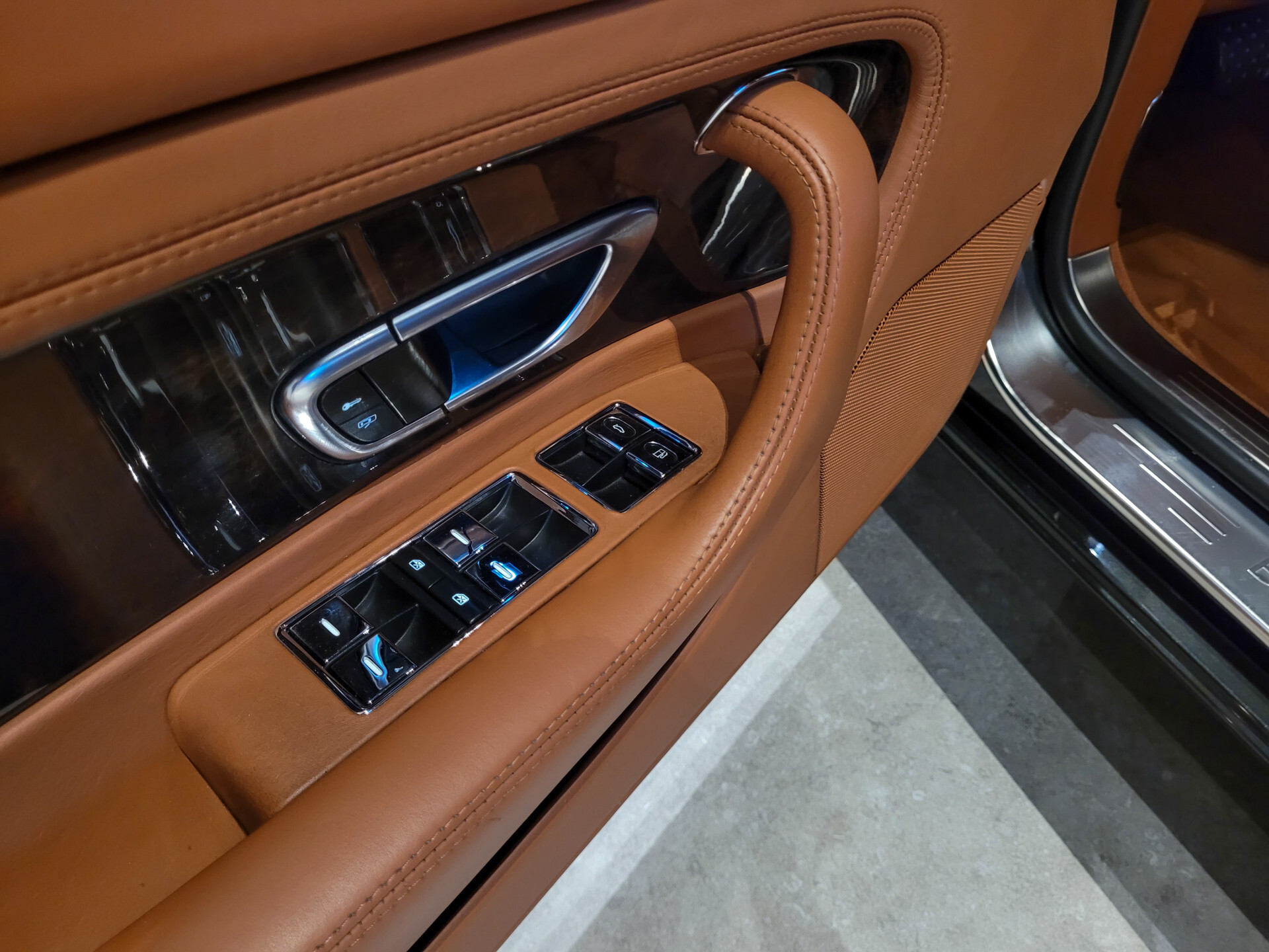 Bentley Continental GT 6.0 W12 Mulliner|Diamond Black|21 inch. velgen|Massage|Incl. BTW Foto 12