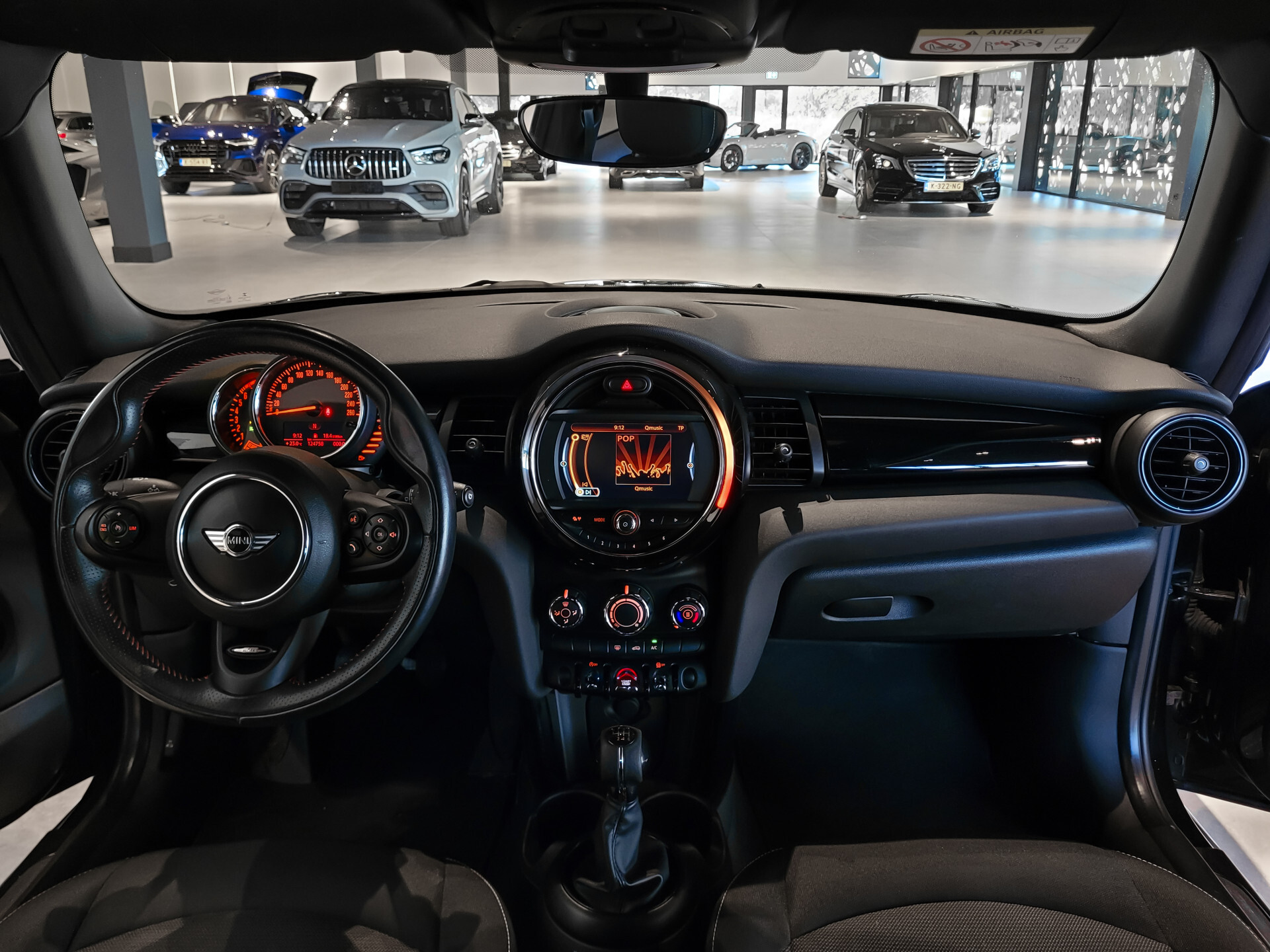 MINI 1.5 Cooper Business BLACK NL auto|Cruise|New service|LM velgen Foto 21