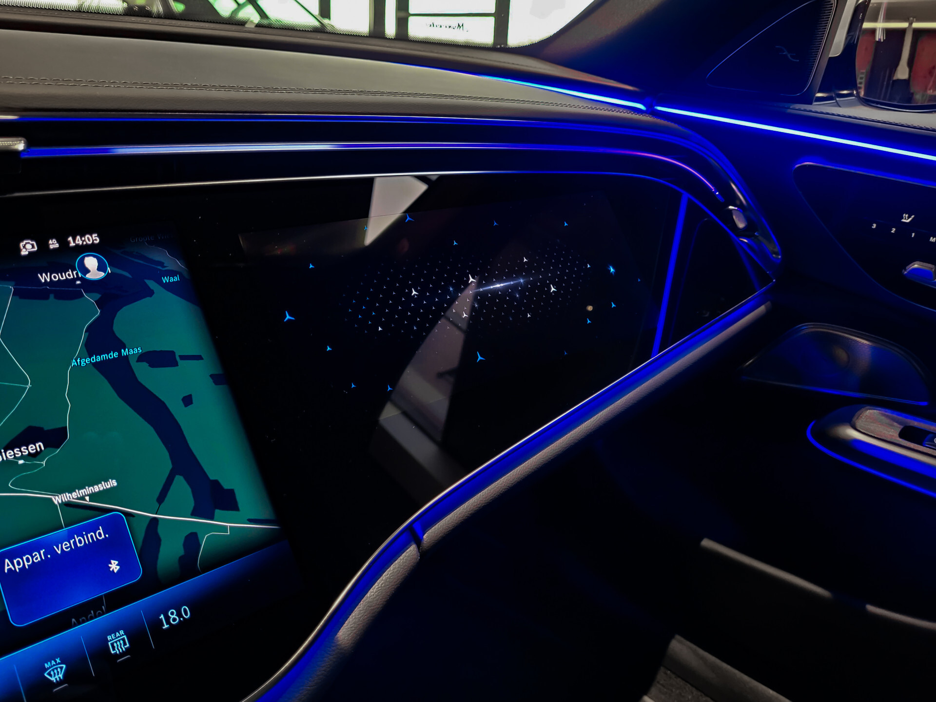 Mercedes-Benz E-Klasse Estate 300 de 4-M AMG Luchtvering|ACC|Keyless|Burmester 4D|Mem|Dynamic Light|Trekhaak|360 Foto 28