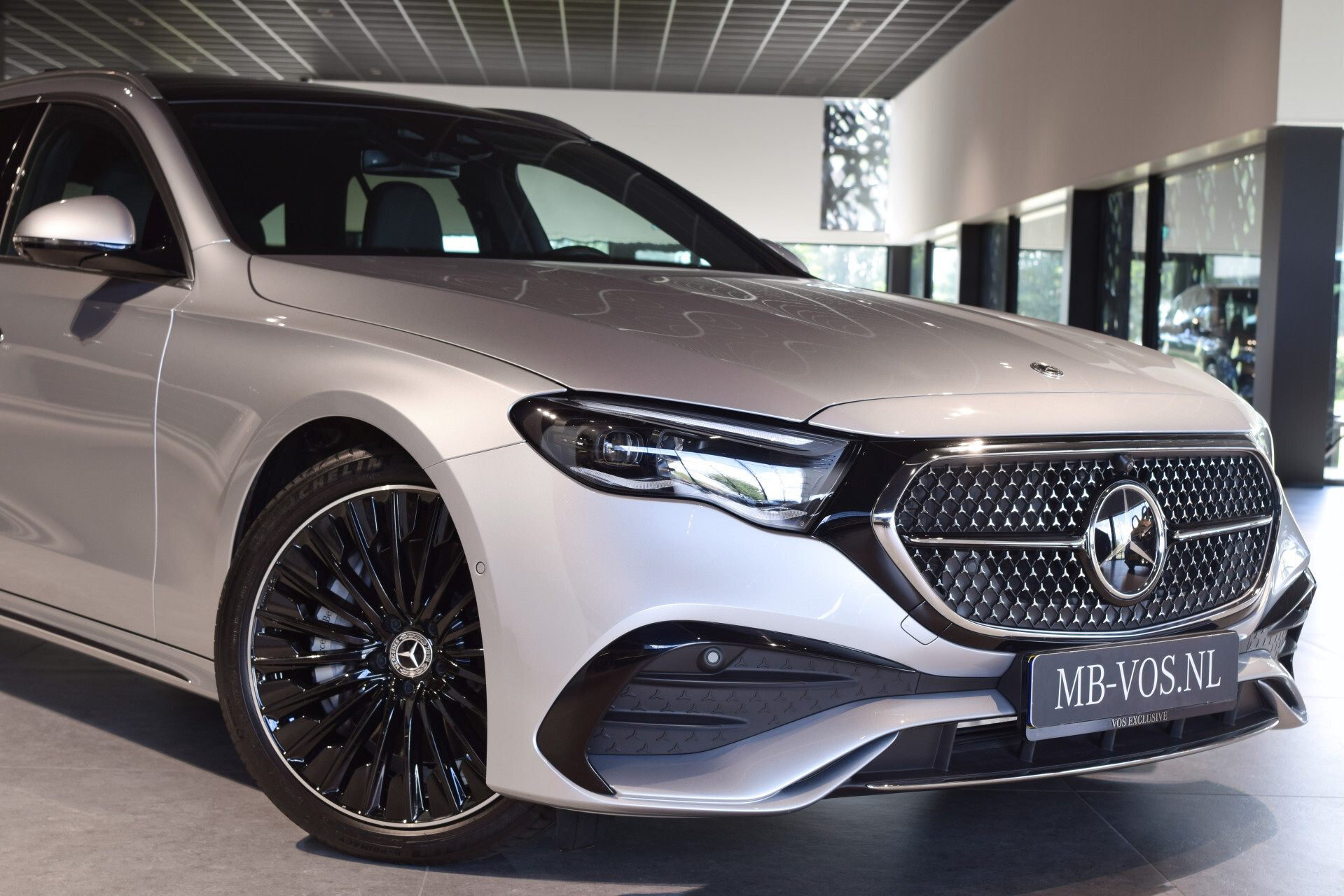 Mercedes-Benz E-Klasse Estate 300 de 4-M AMG Luchtvering|ACC|Keyless|Burmester 4D|Mem|Dynamic Light|Trekhaak|360 Foto 39