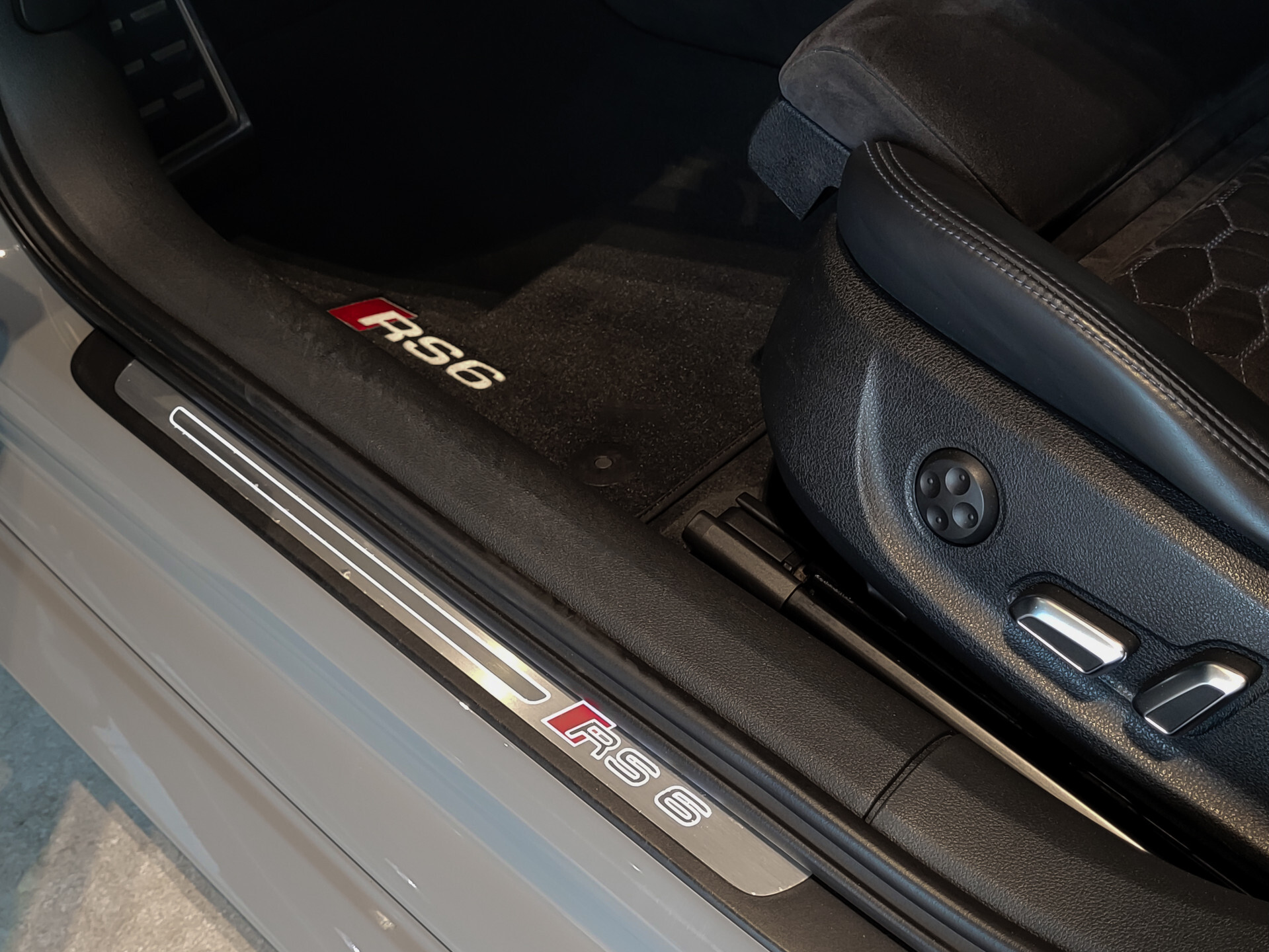 Audi A6 Avant 4.0 TFSI RS 6 Quattro Performance Carbon|Nardo|Memory|21"|Matric LED|Bose Foto 23