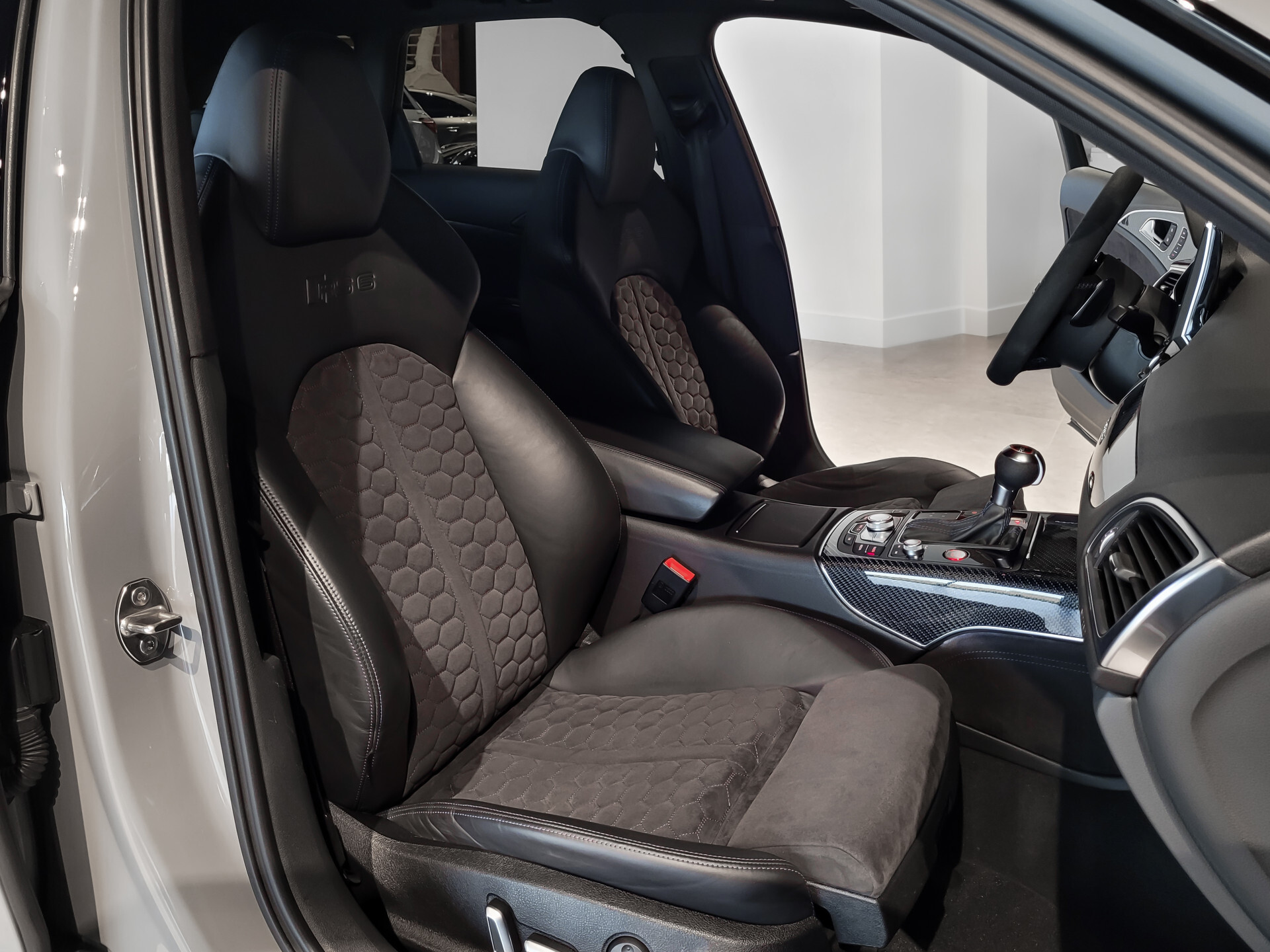 Audi A6 Avant 4.0 TFSI RS 6 Quattro Performance Carbon|Nardo|Memory|21"|Matric LED|Bose Foto 6