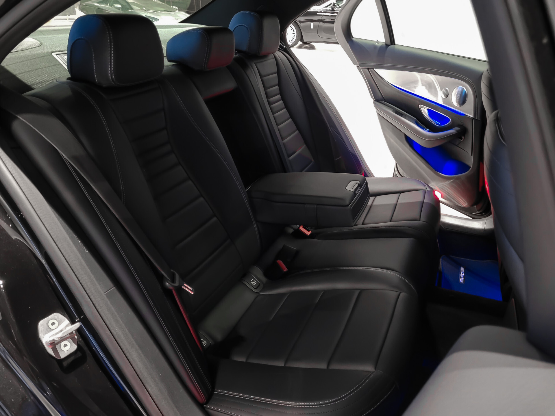 Mercedes-Benz E-Klasse 350 d AMG Luchtvering|Keyless|ACC|Mem|Burmester|Dak|Nappa|HUD|360\BTW Foto 7