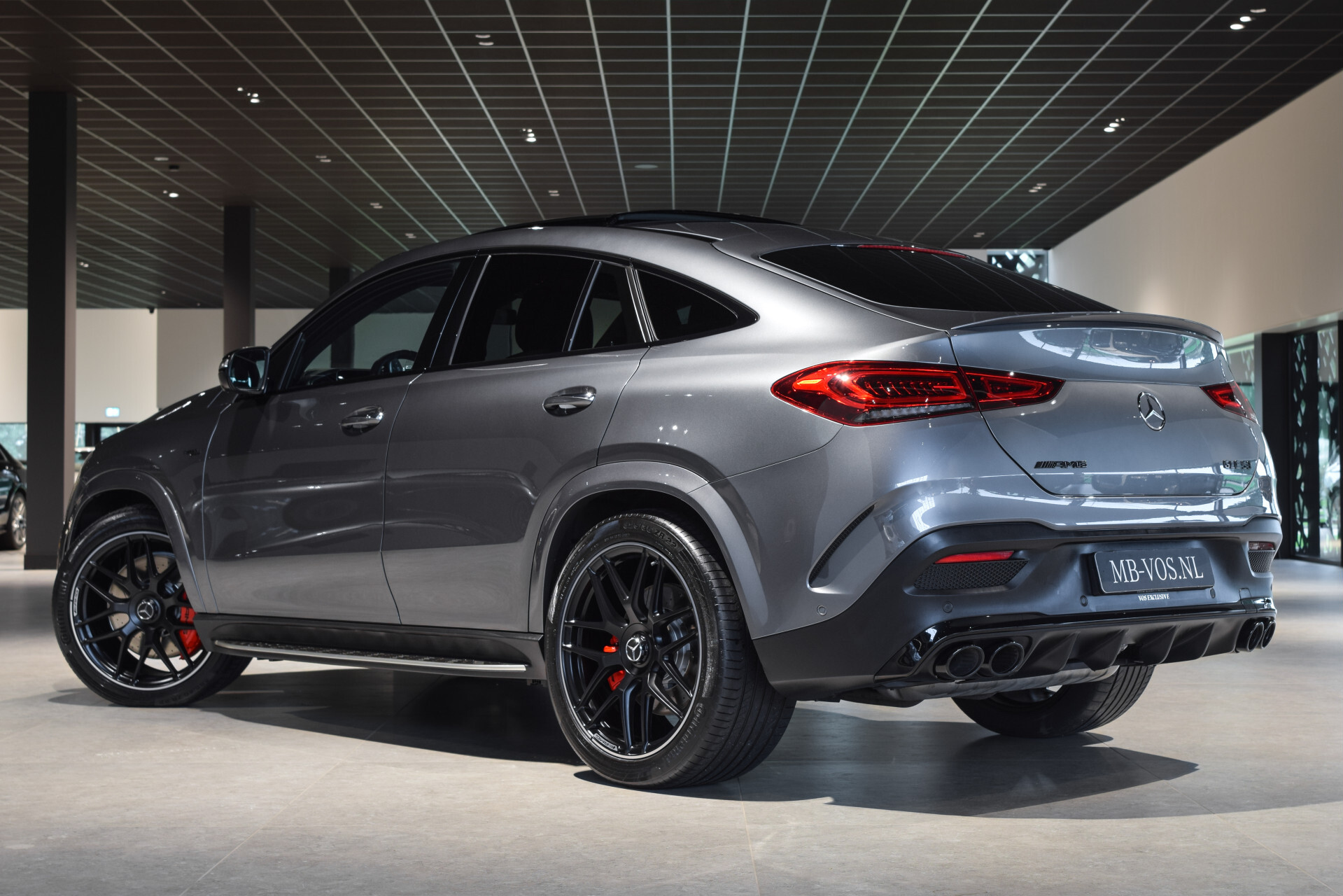 Mercedes-Benz GLE Coupé 53 AMG 4-M Dynamic Plus|Carbon|Nieuwprijs €196053|Garantie t/m 28-4-2028 Foto 2
