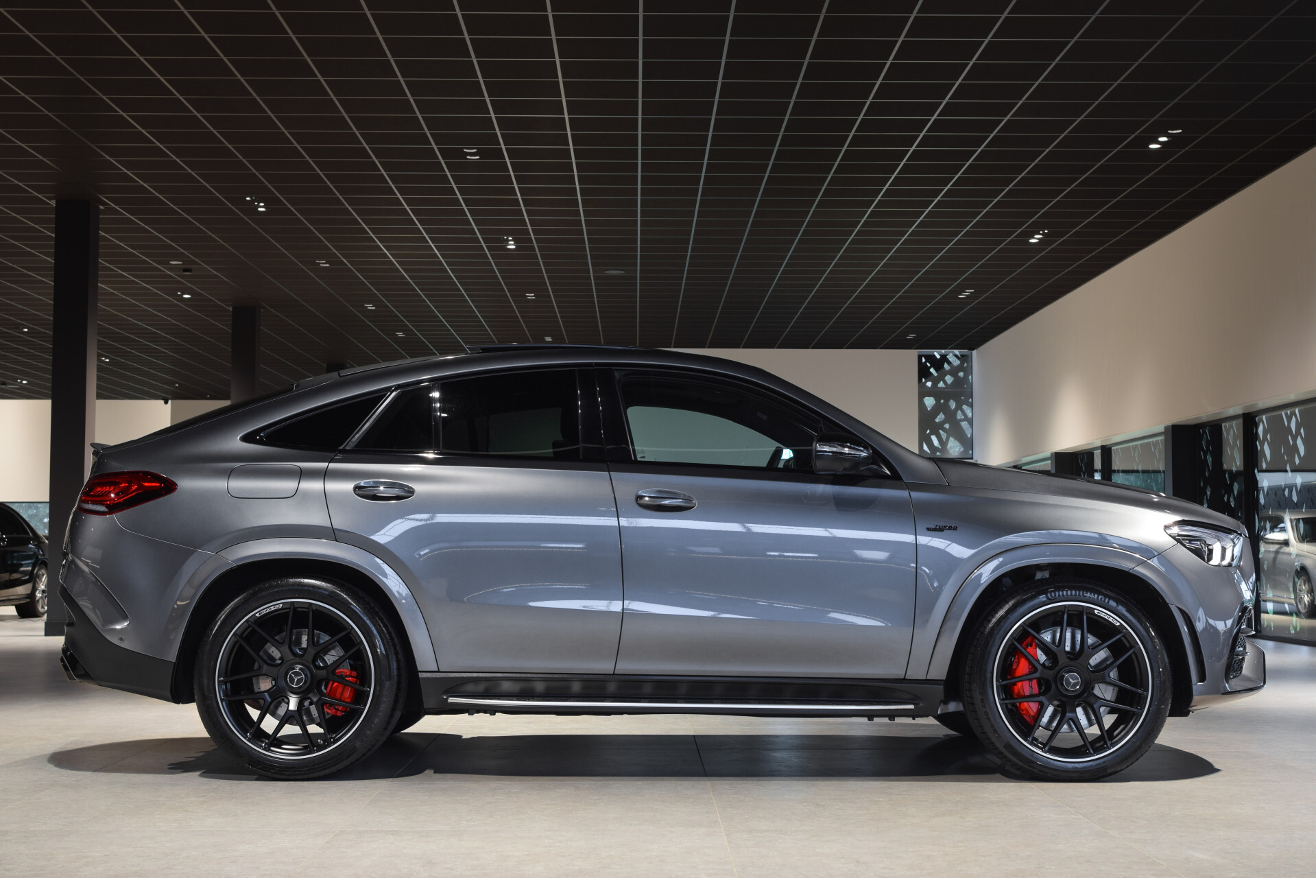 Mercedes-Benz GLE Coupé 53 AMG 4-M Dynamic Plus|Carbon|Nieuwprijs €196053|Garantie t/m 28-4-2028 Foto 3