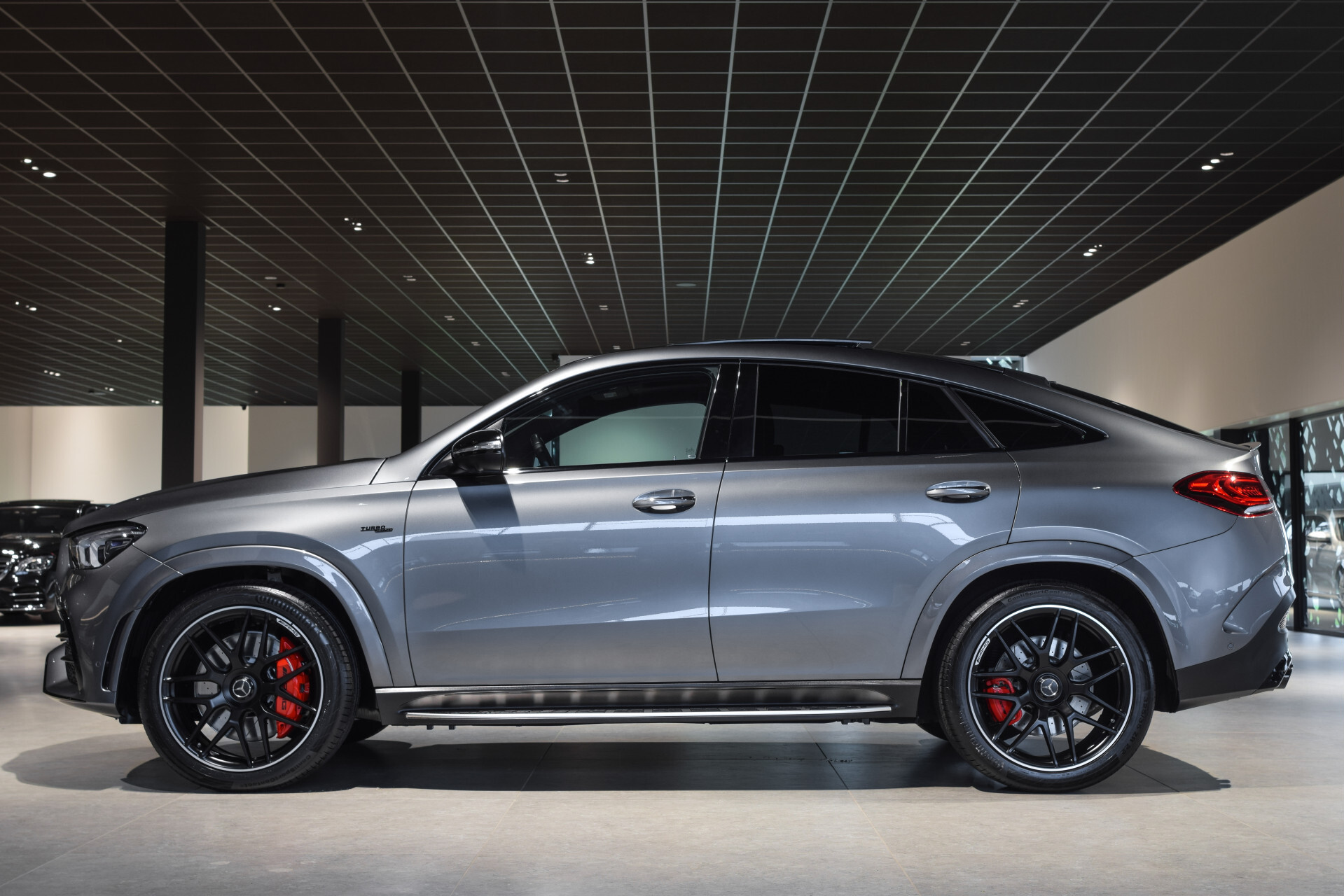 Mercedes-Benz GLE Coupé 53 AMG 4-M Dynamic Plus|Carbon|Nieuwprijs €196053|Garantie t/m 28-4-2028 Foto 4