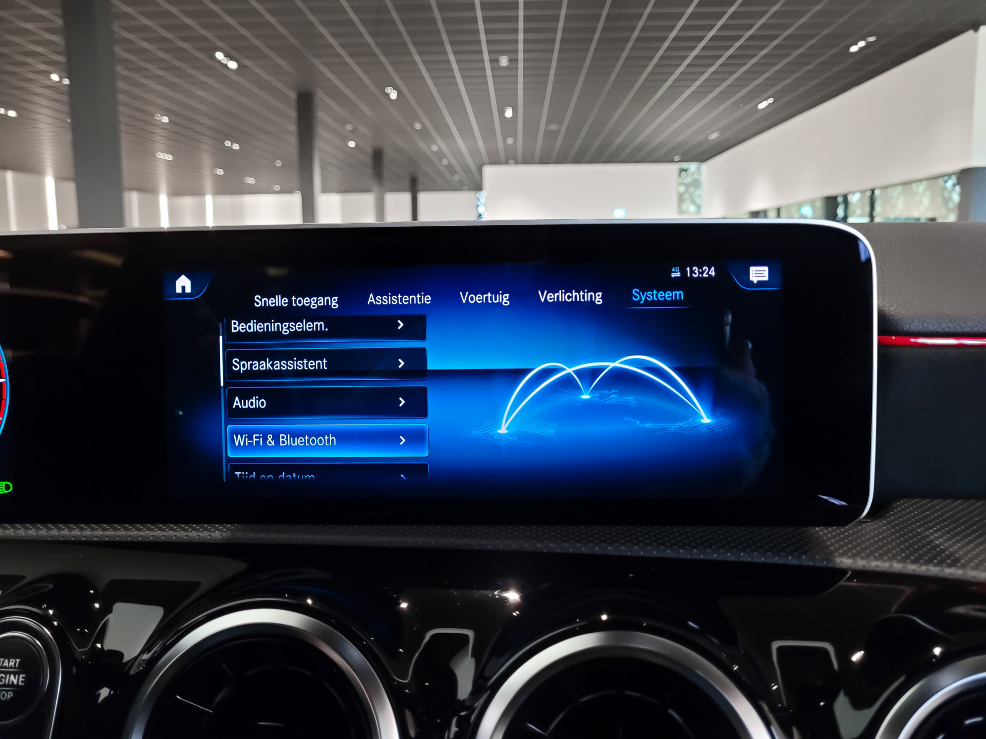 Mercedes-Benz A-Klasse 180 d AMG Night|Panorama|Widescreen|LED|MBUX Aut7 Foto 25