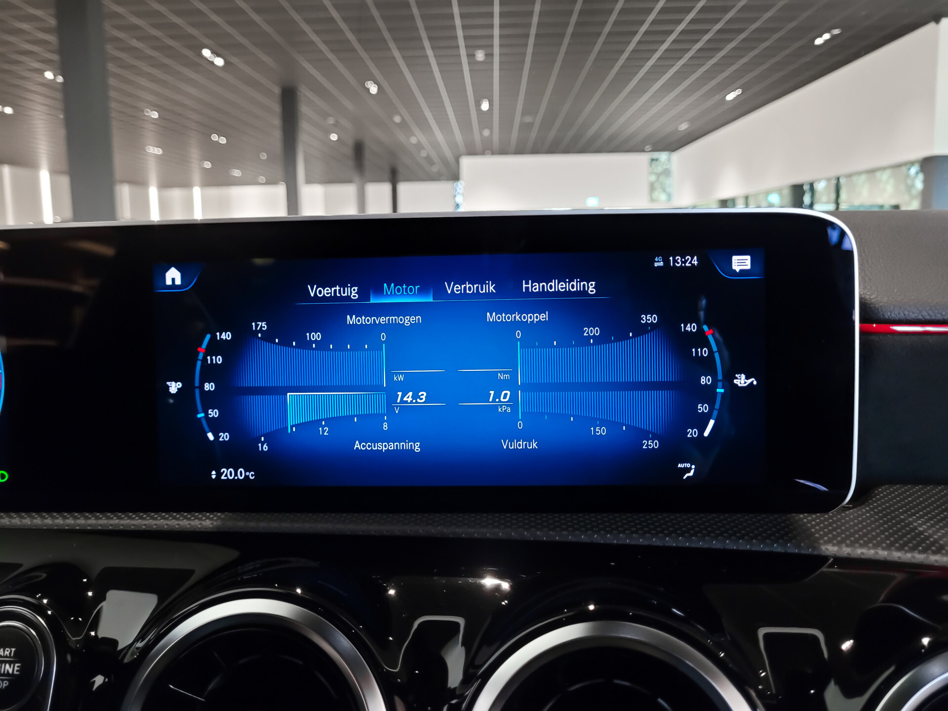 Mercedes-Benz A-Klasse 180 d AMG Night|Panorama|Widescreen|LED|MBUX Aut7 Foto 27