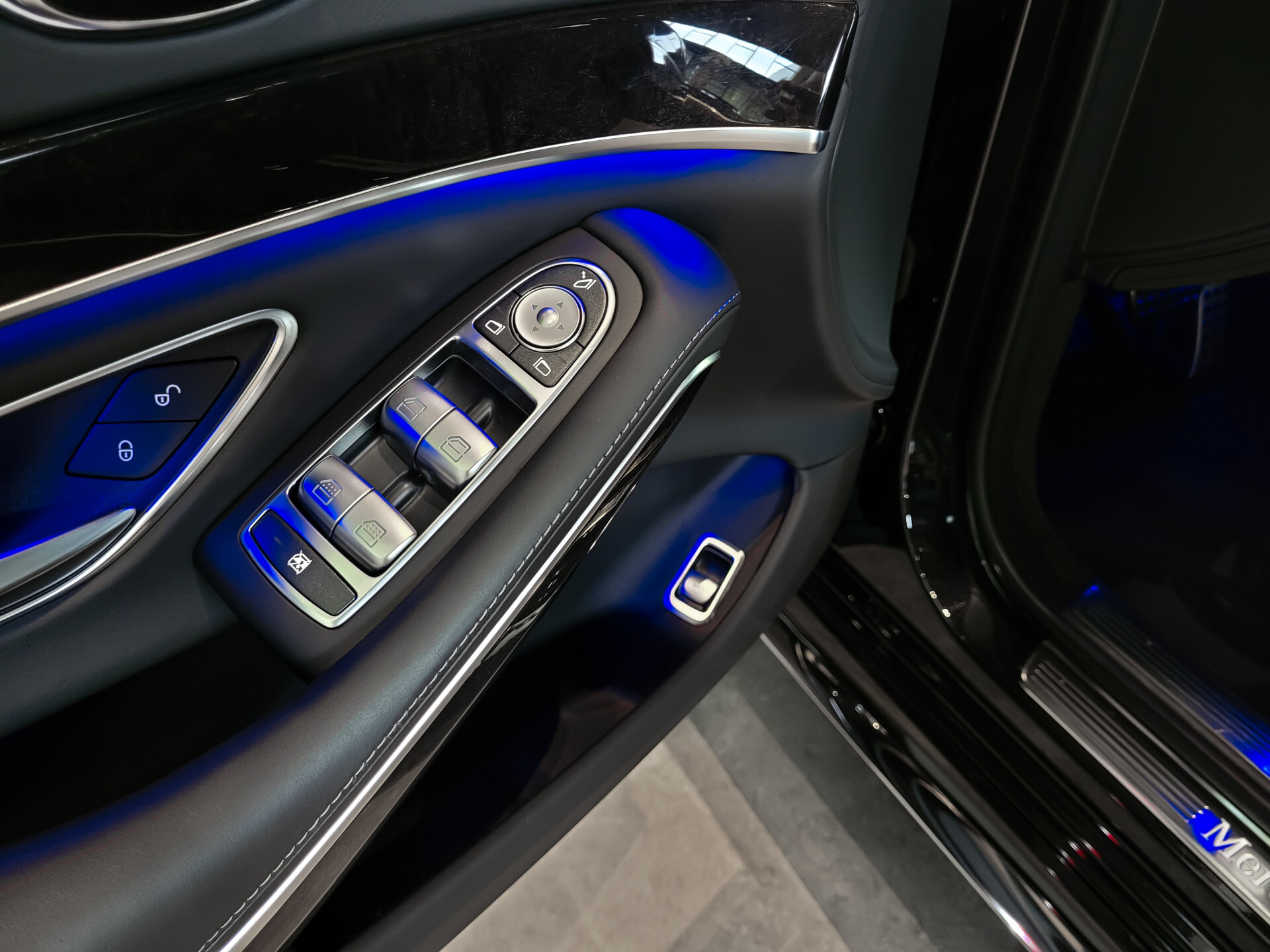 Mercedes-Benz S-Klasse 560 Lang 4-M AMG Exclusive|4*massage/koeling|20"|entertainment|standkachel|HUD|nachtzicht Foto 15