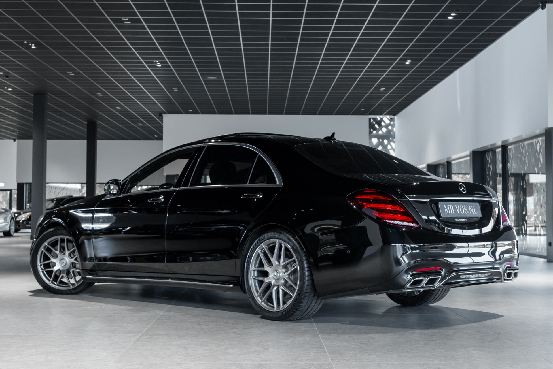 Mercedes-Benz S-Klasse 560 Lang 4-M AMG Exclusive|4*massage/koeling|20"|entertainment|standkachel|HUD|nachtzicht Foto 2
