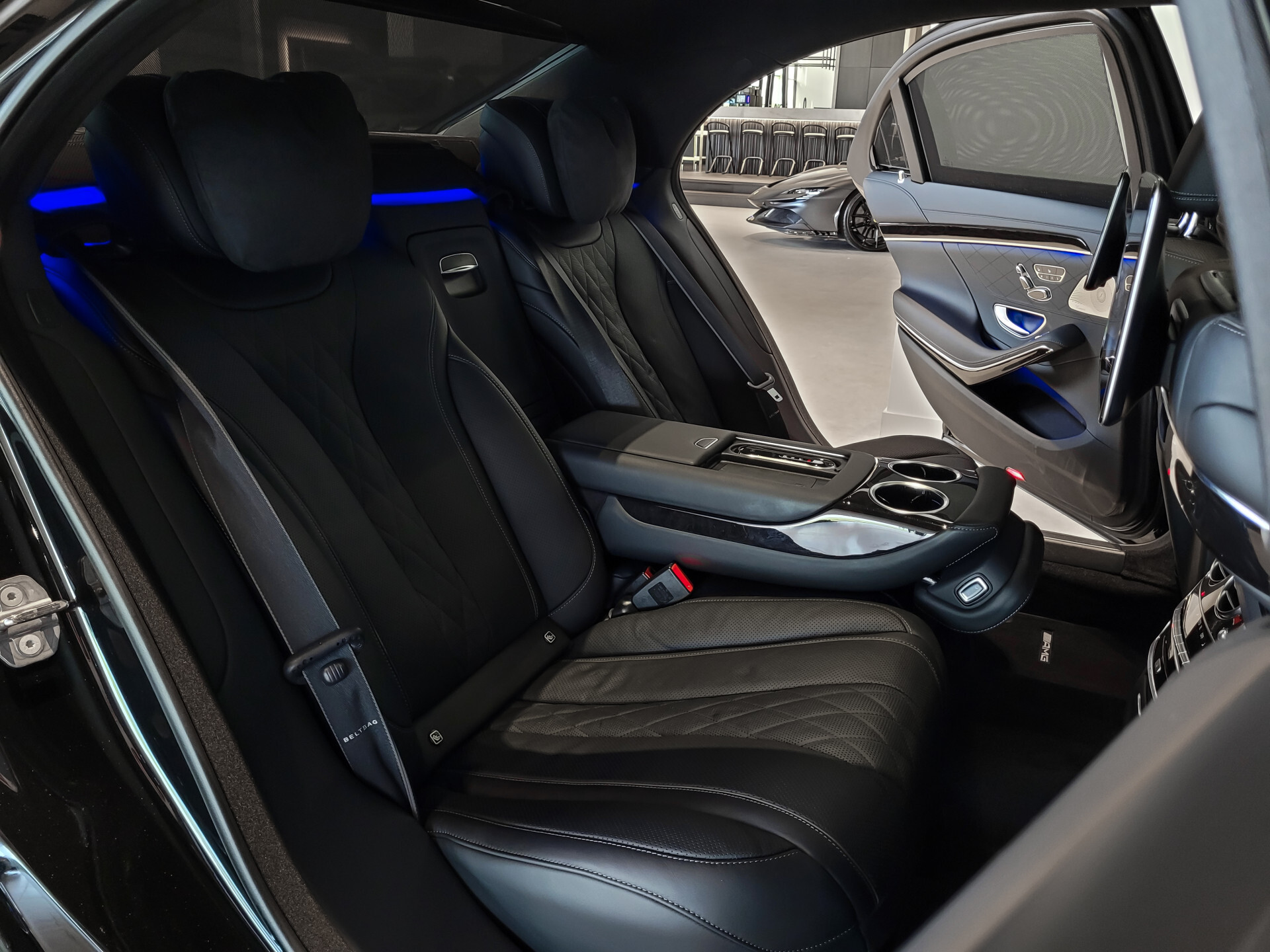 Mercedes-Benz S-Klasse 560 Lang 4-M AMG Exclusive|4*massage/koeling|20"|entertainment|standkachel|HUD|nachtzicht Foto 7