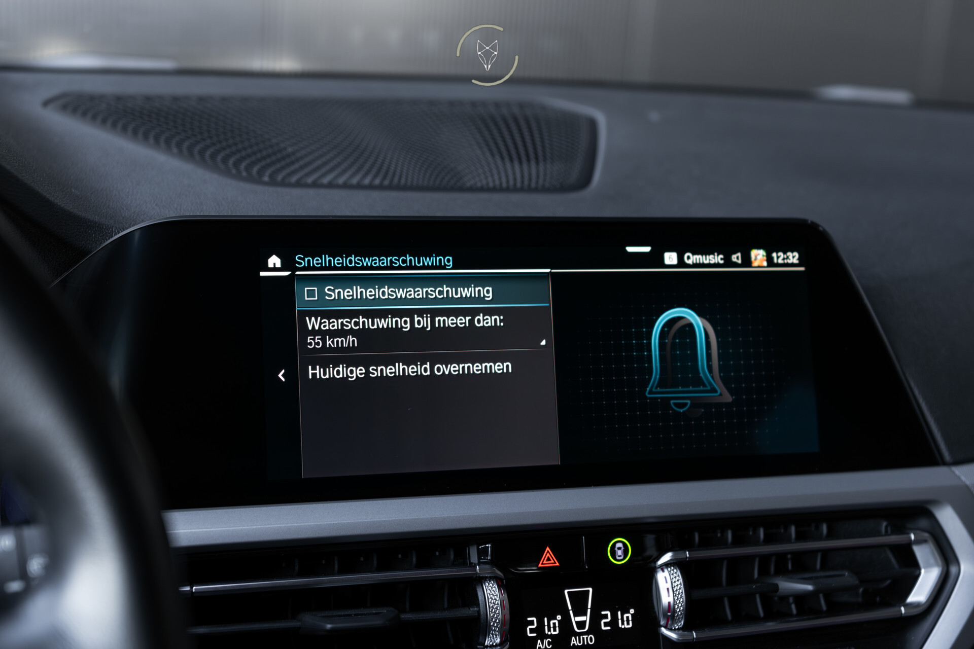 BMW 3 Serie Touring 330e Business Edition Plus | Pano | HUD | Leder | Cruise | Foto 17