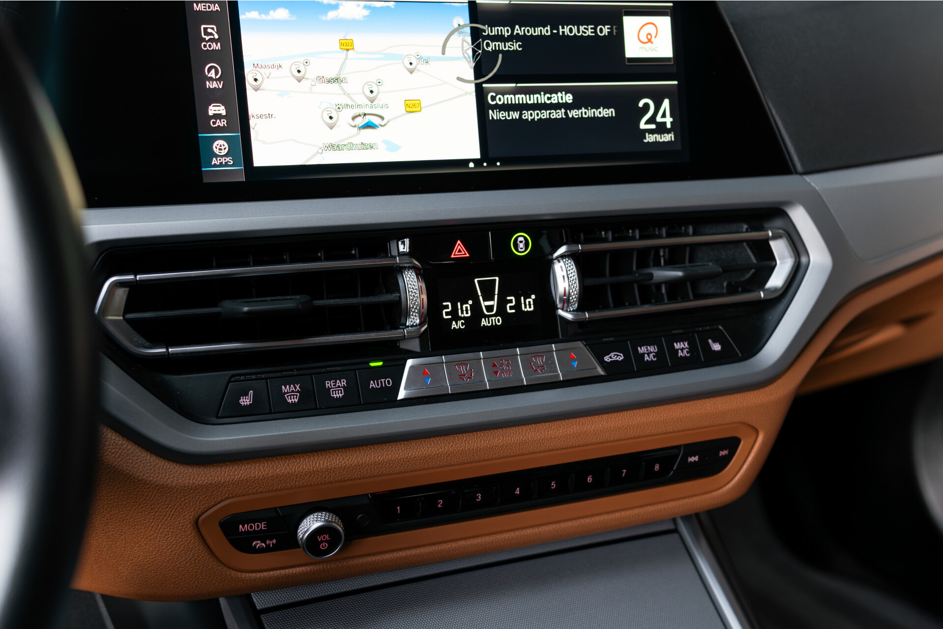 BMW 3 Serie Touring 330e Business Edition Plus | Pano | HUD | Leder | Cruise | Foto 32