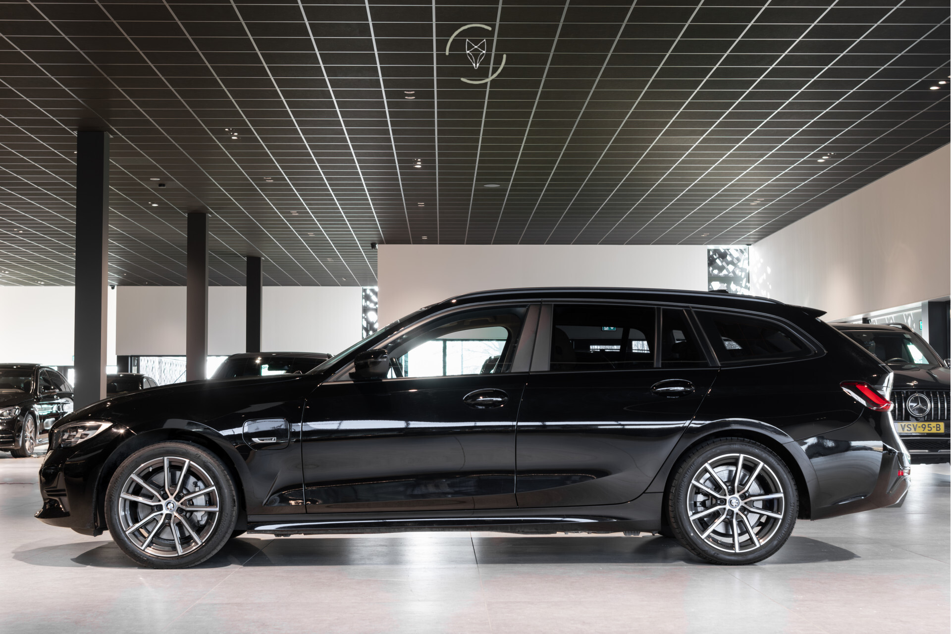 BMW 3 Serie Touring 330e Business Edition Plus | Pano | HUD | Leder | Cruise | Foto 4