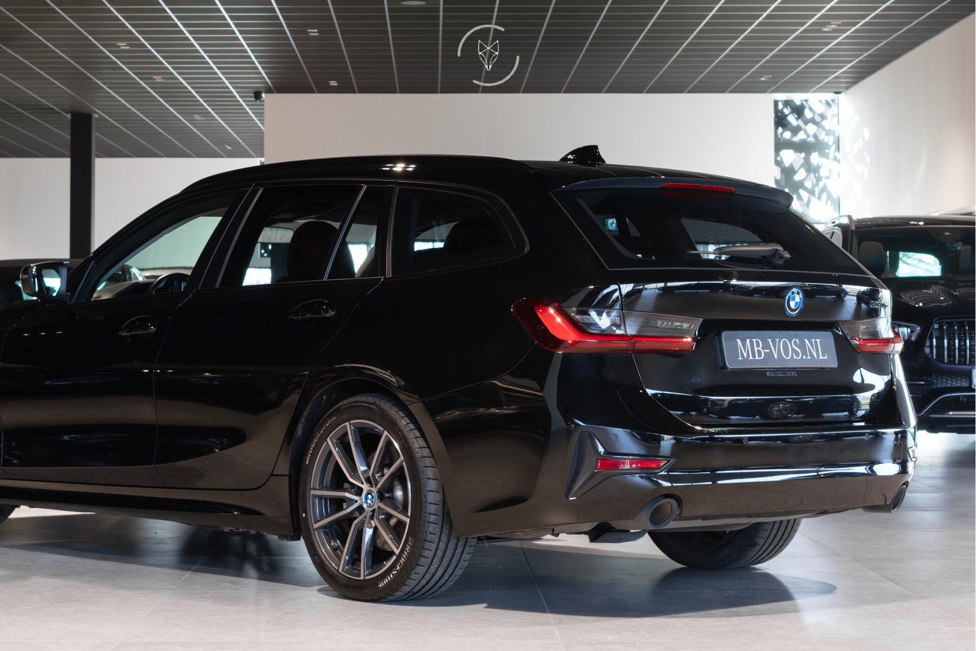 BMW 3 Serie Touring 330e Business Edition Plus | Pano | HUD | Leder | Cruise | Foto 45