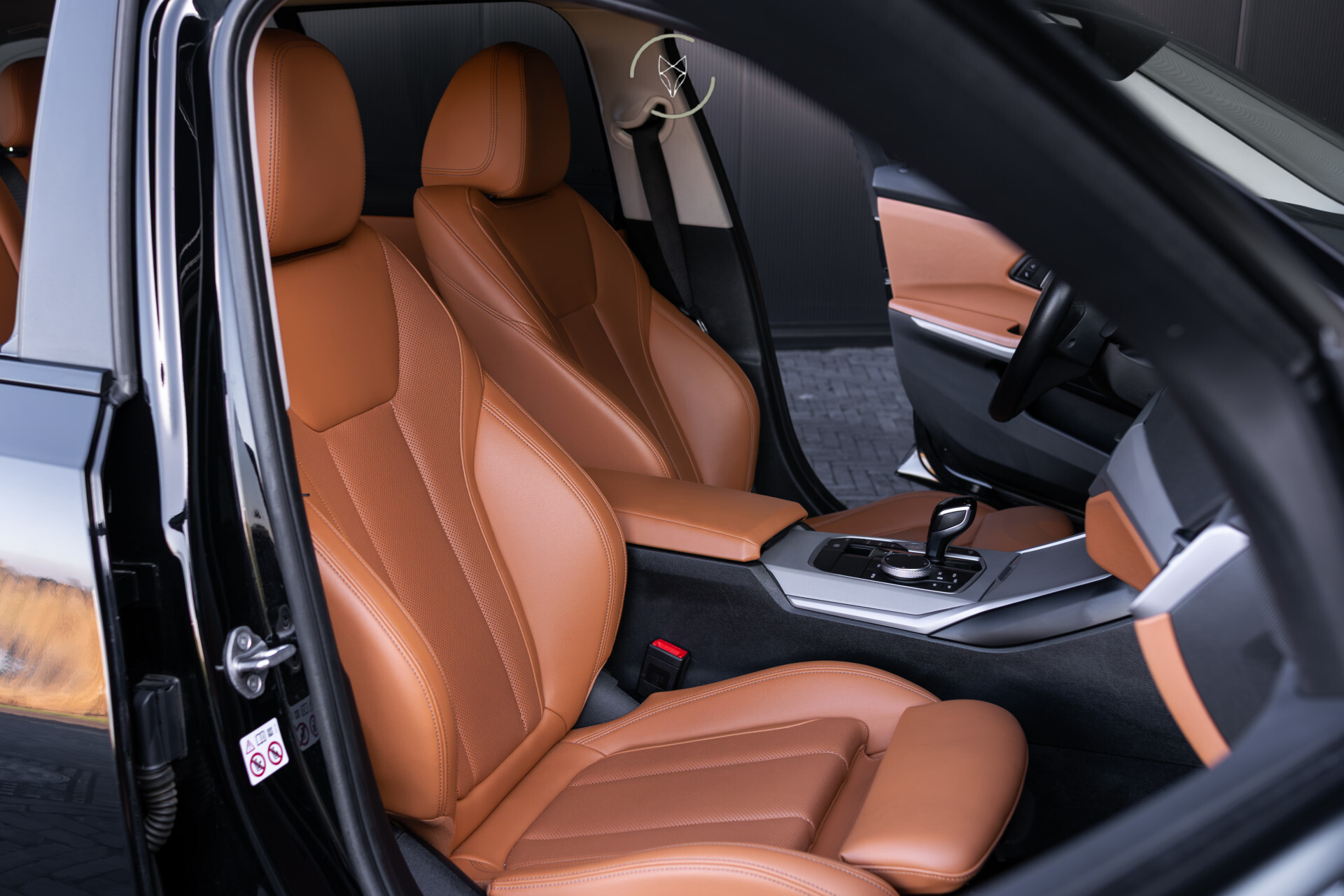 BMW 3 Serie Touring 330e Business Edition Plus | Pano | HUD | Leder | Cruise | Foto 7