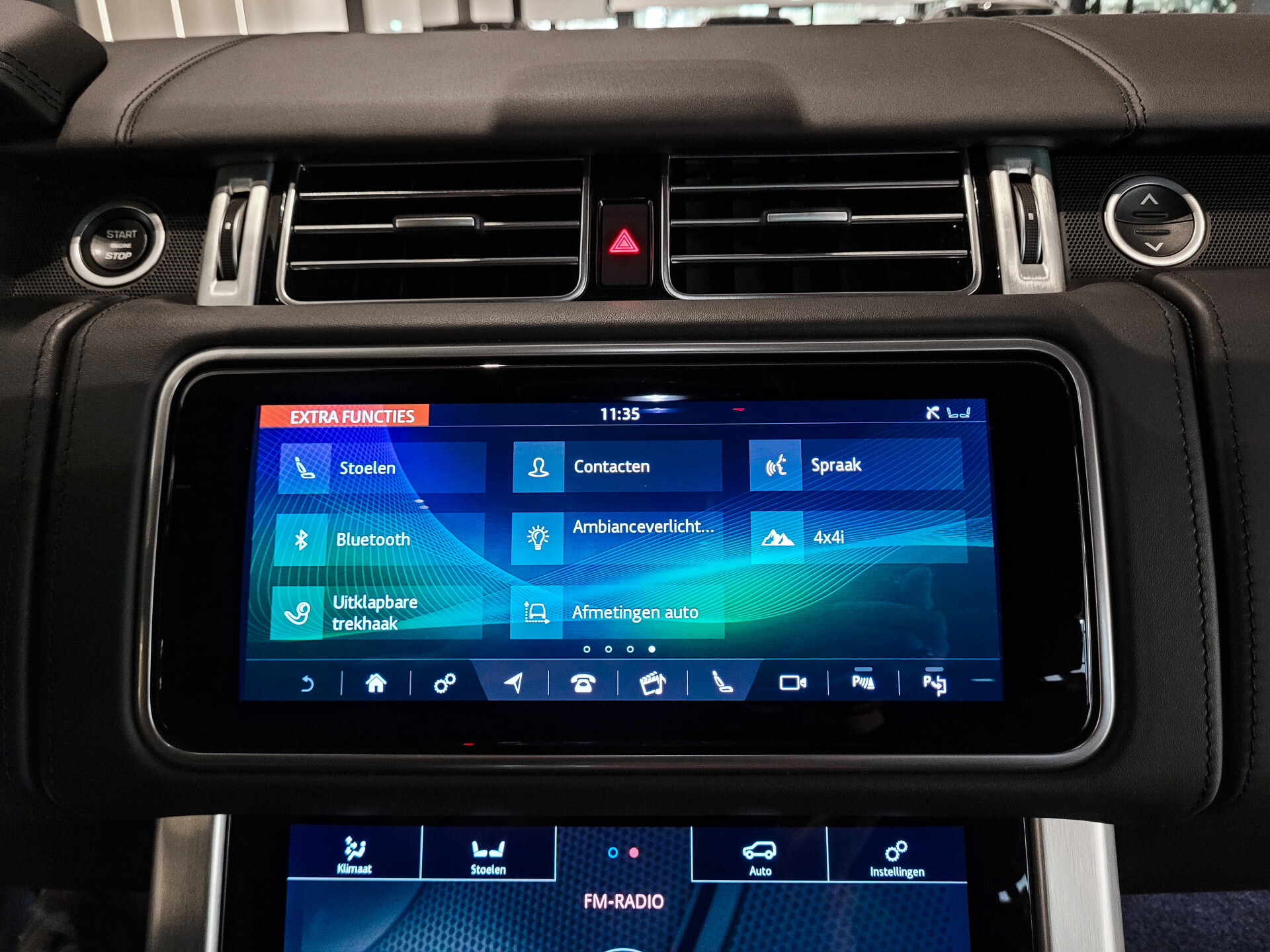 Land Rover Range Rover 4.4 SDV8 Autobiography SVO|Full options|volledig historie|NL auto Foto 25