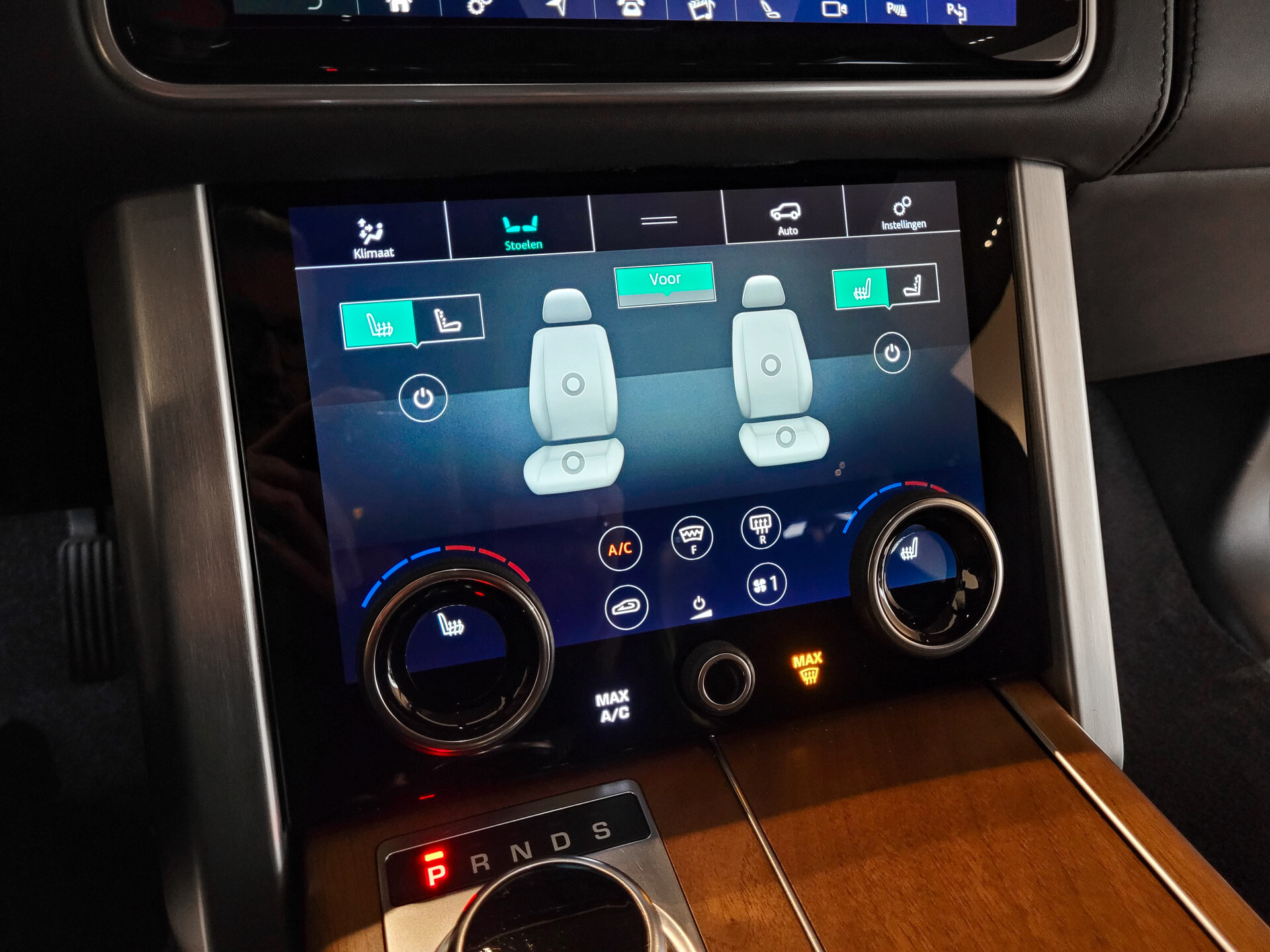 Land Rover Range Rover 4.4 SDV8 Autobiography SVO|Full options|volledig historie|NL auto Foto 28