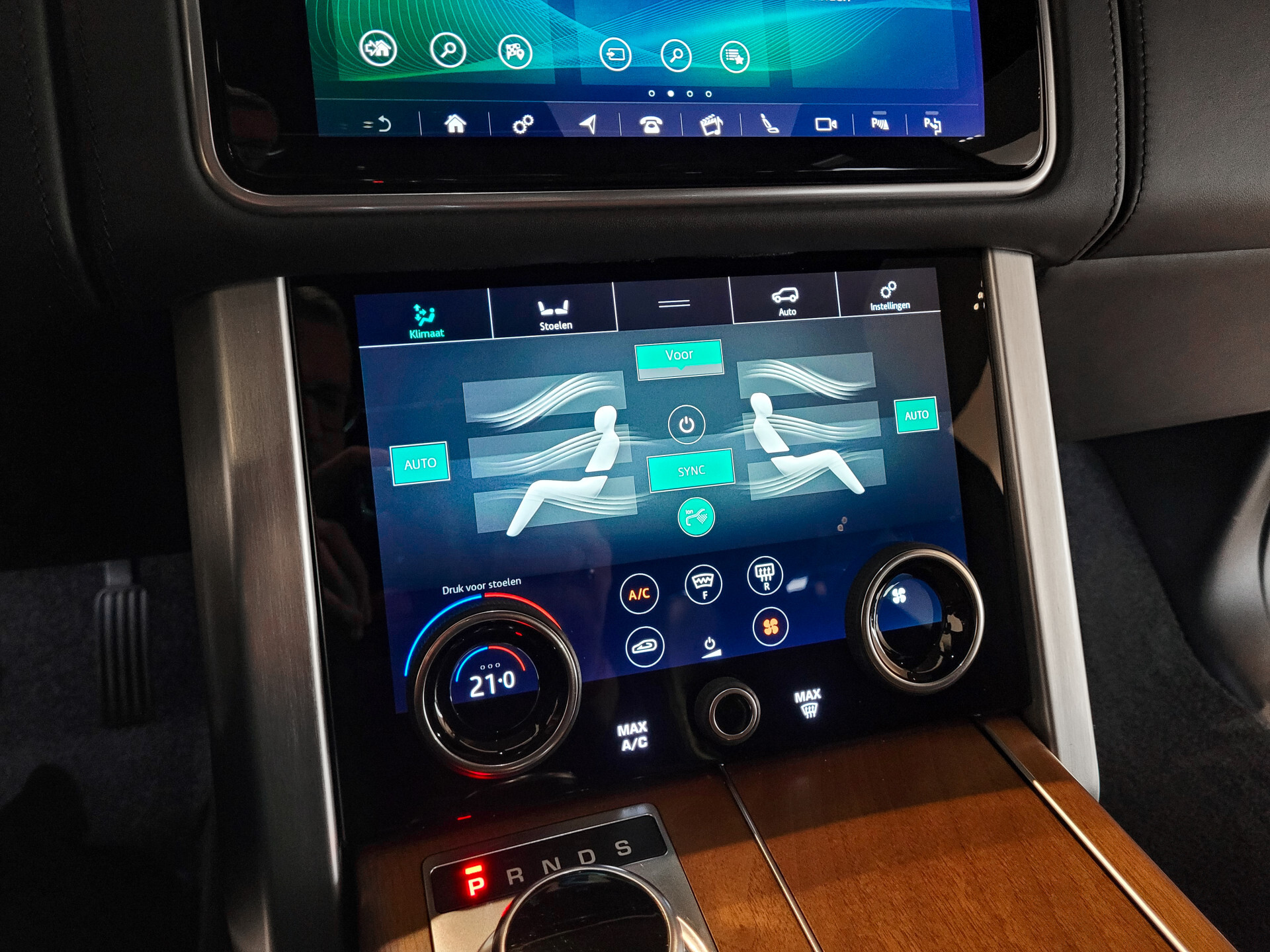 Land Rover Range Rover 4.4 SDV8 Autobiography SVO|Full options|volledig historie|NL auto Foto 30