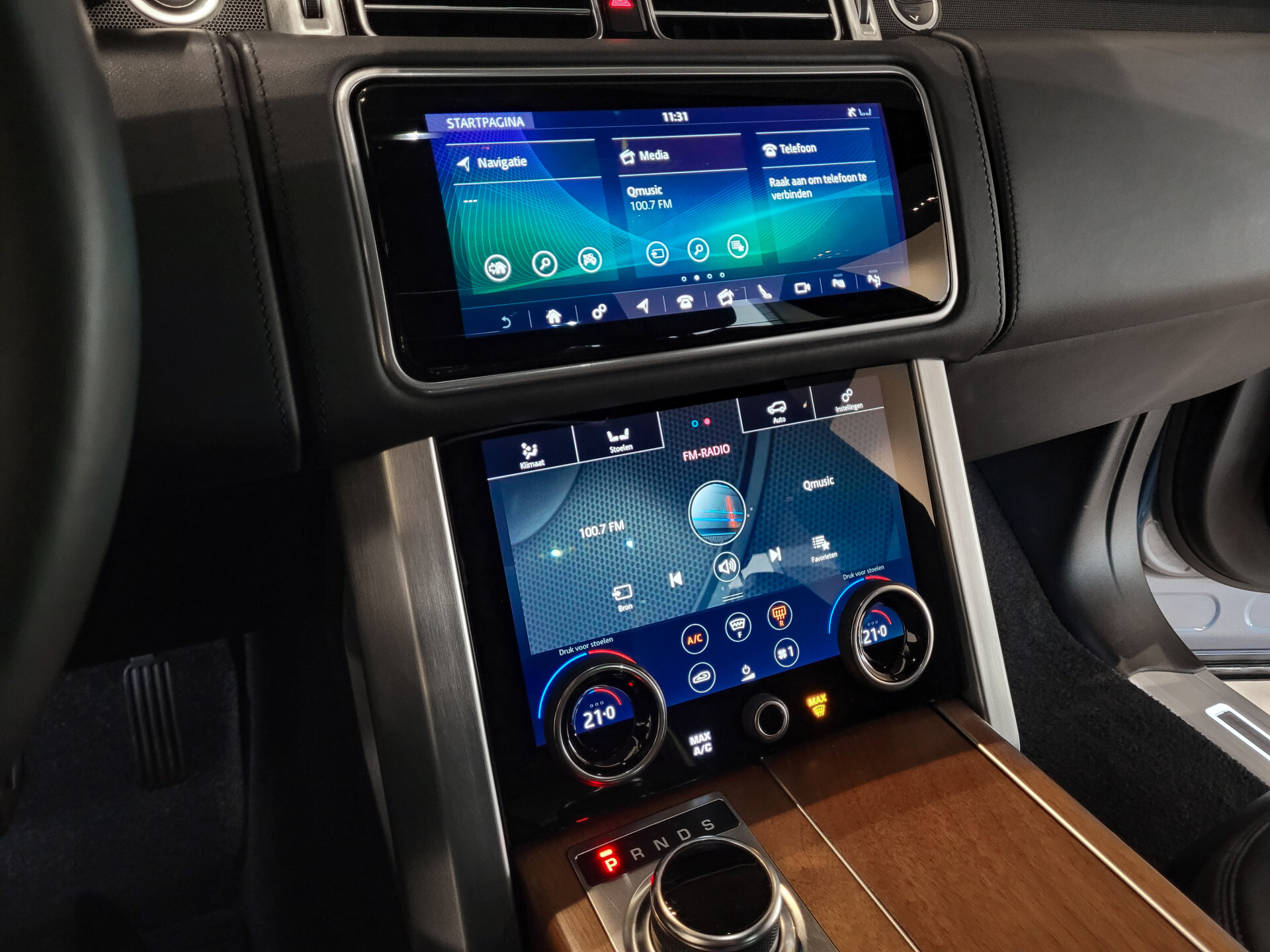 Land Rover Range Rover 4.4 SDV8 Autobiography SVO|Full options|volledig historie|NL auto Foto 32